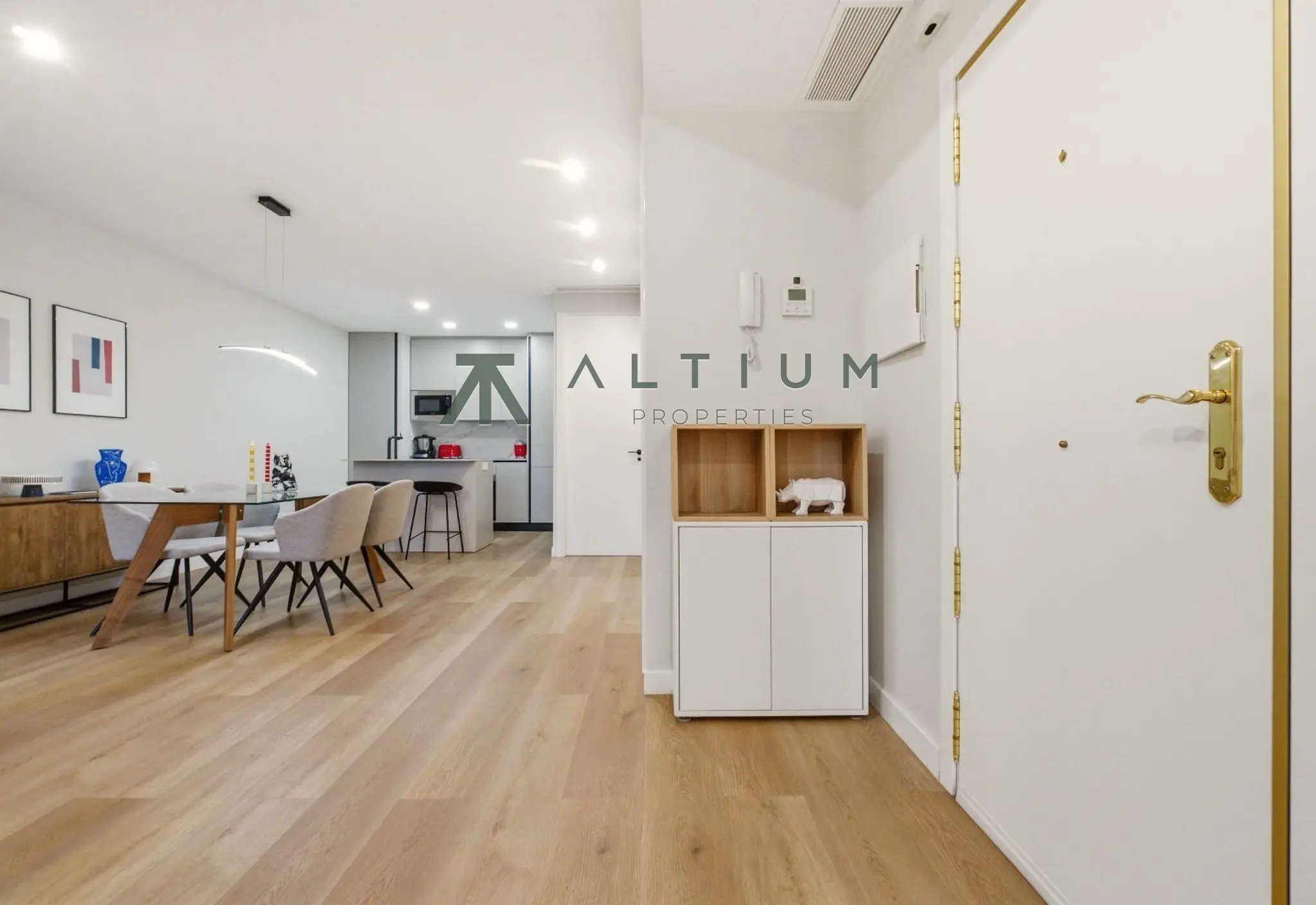 Piso en venta en Palacio — Vida urbana junto a Gran Vía
