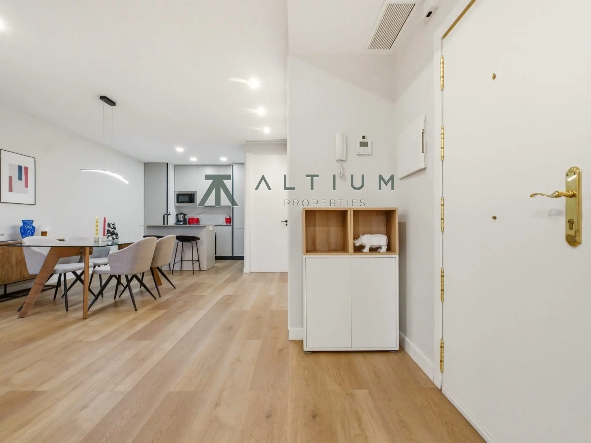 Piso en venta en Palacio — Vida urbana junto a Gran Vía