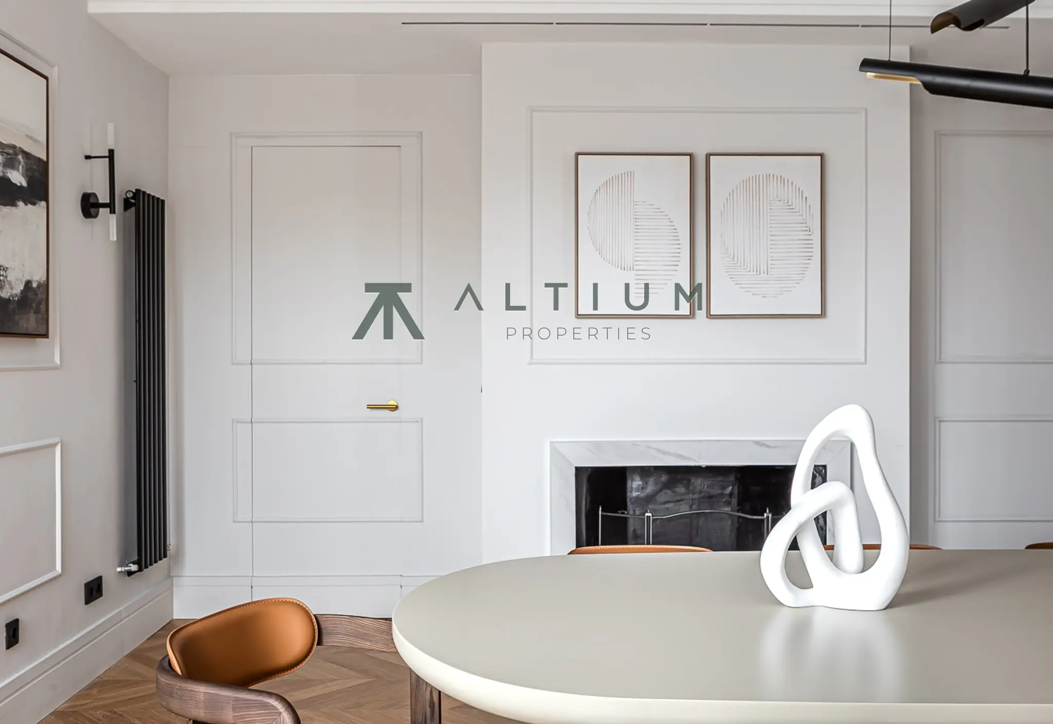 A 77 sqm living area within a grand Castellana residence