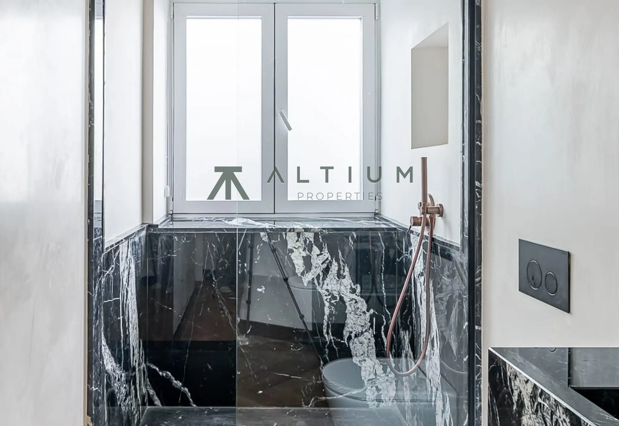 Interior en Goya — Luz sur y equilibrio residencial en Goya (28 de 42)
