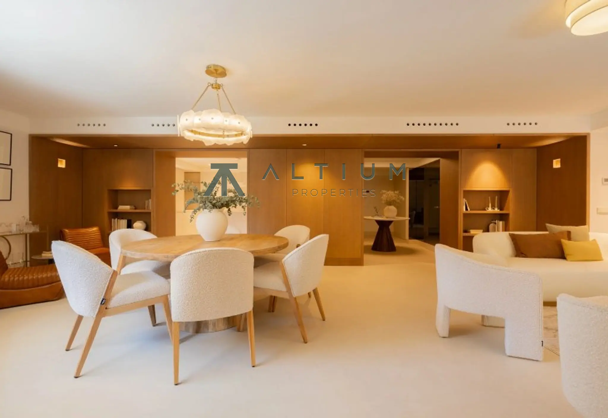 Una casa de tres dormitorios con proporciones de gran residencia