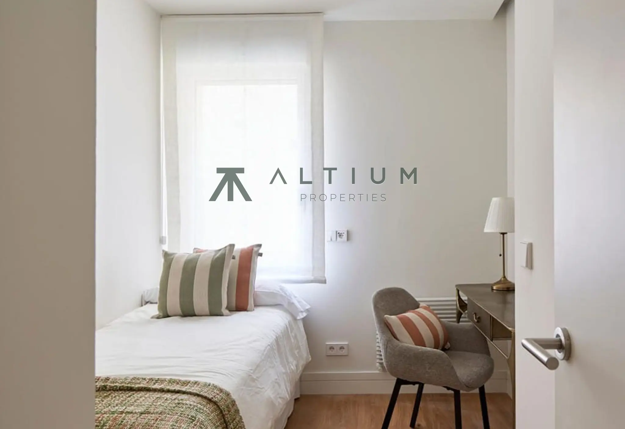 Diseño contemporáneo y luz de mañana en Almagro