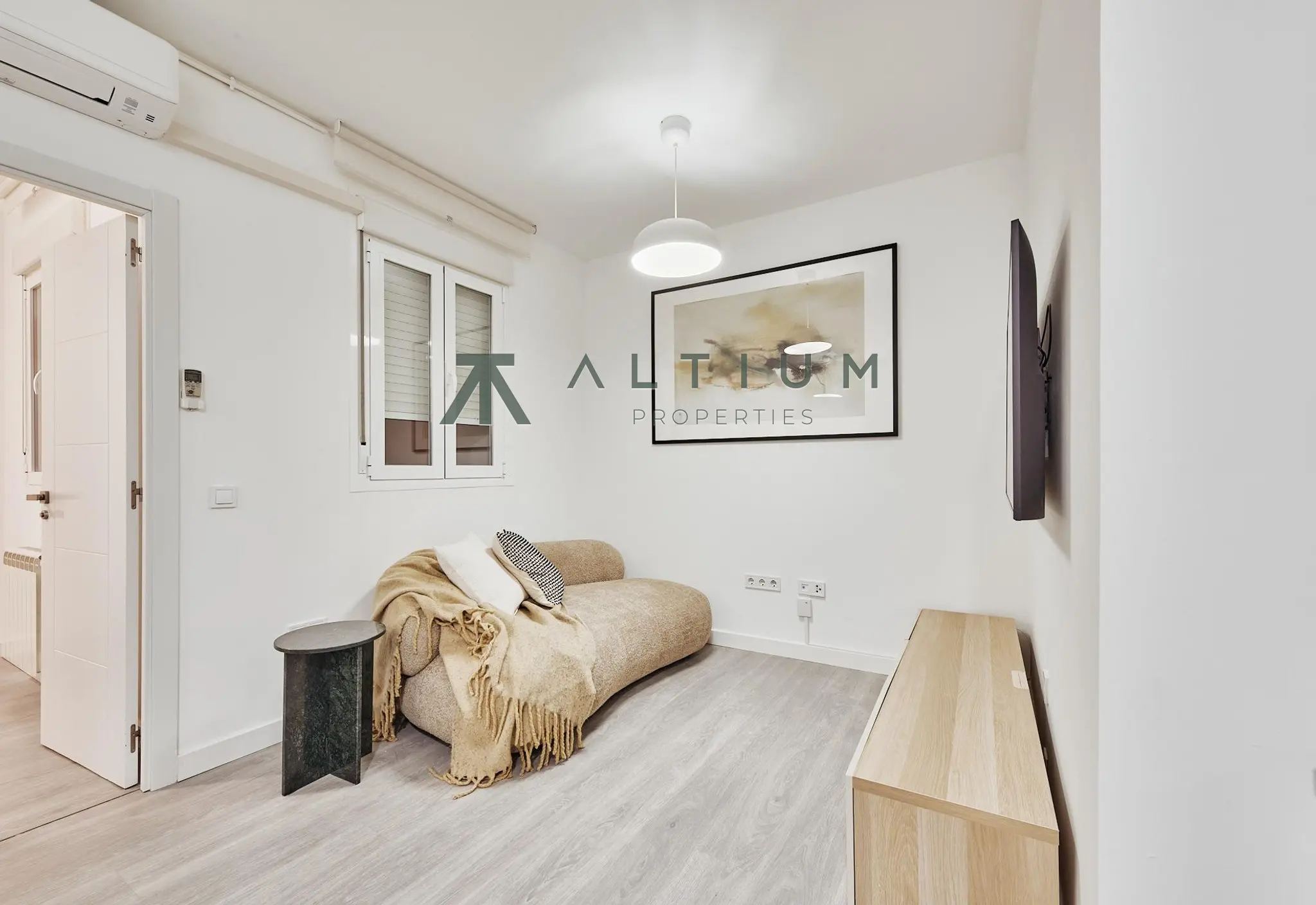 Arquitectura de 1920 e interior contemporáneo en Gaztambide