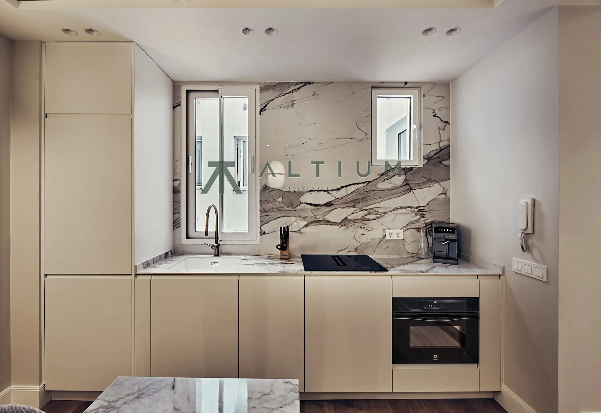 57 m² con una distribución sorprendentemente completa en Castellana