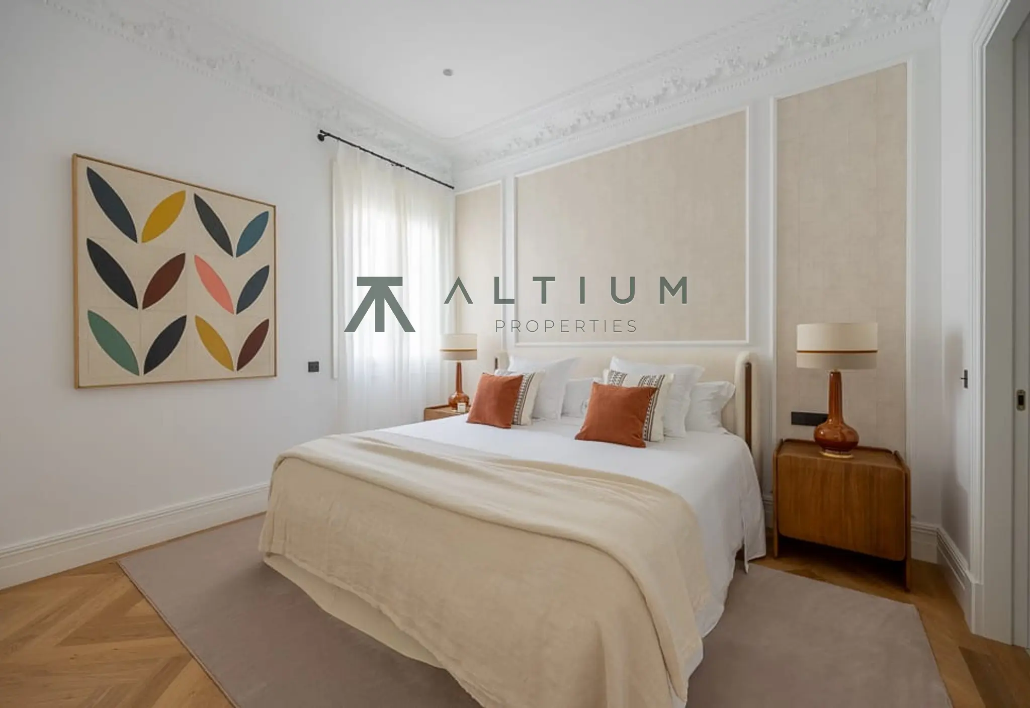 Cuatro suites y una escala residencial excepcional en Recoletos