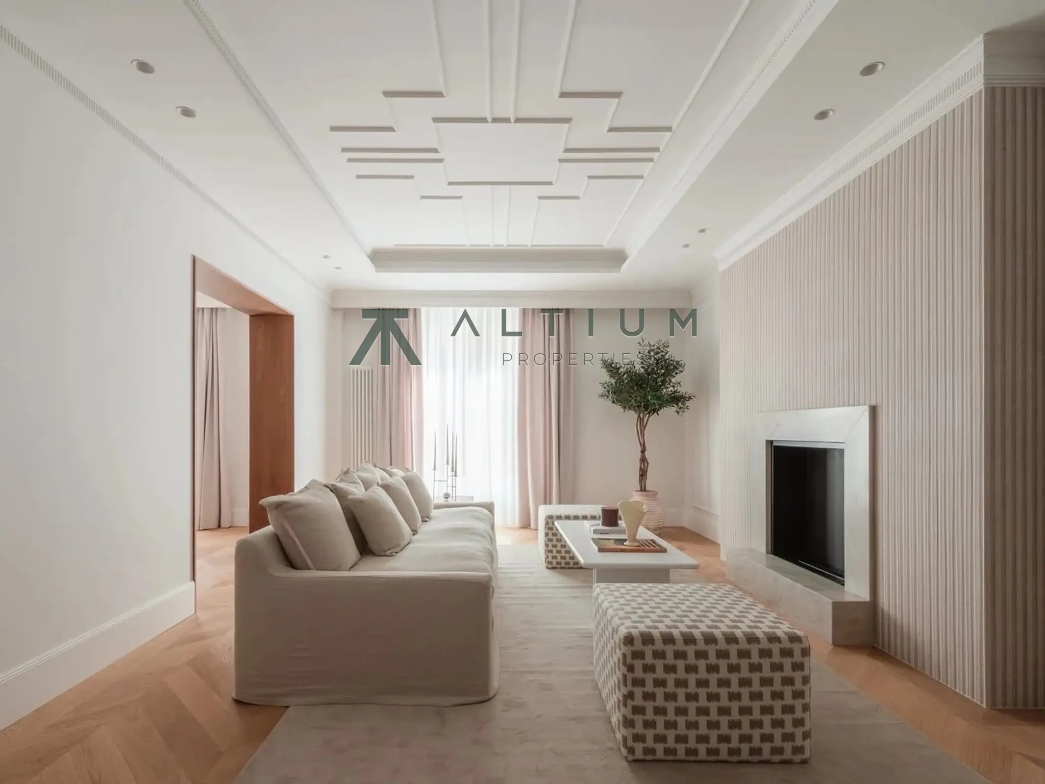 Una vivienda exterior de gran formato en finca señorial
