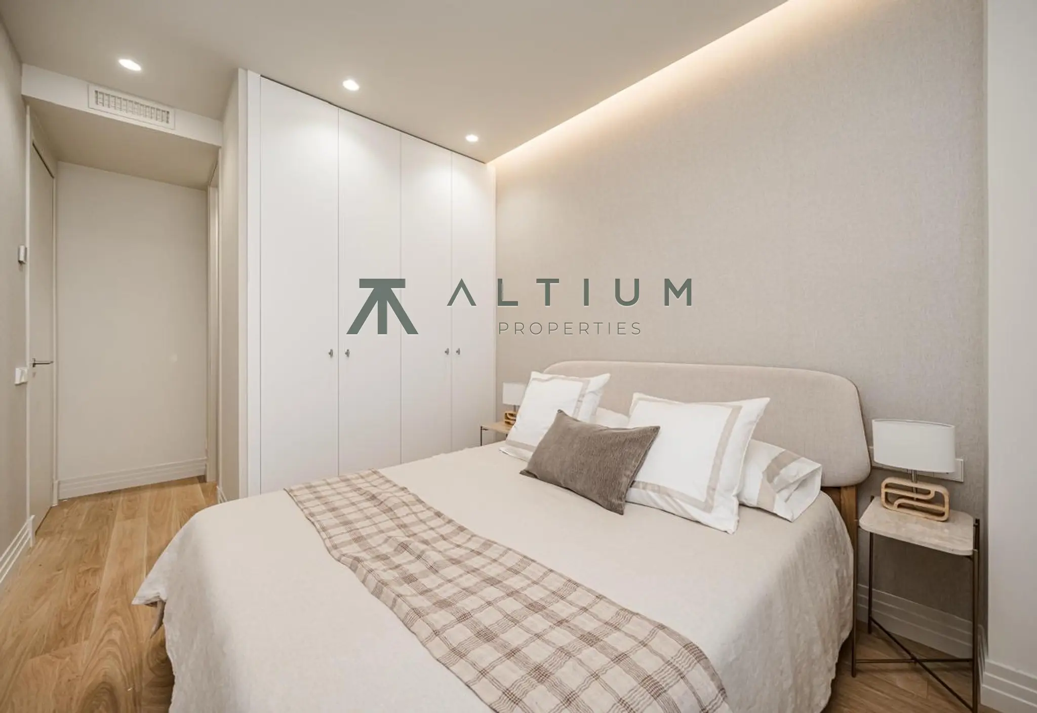 Dos suites y una tercera habitación frente al Retiro