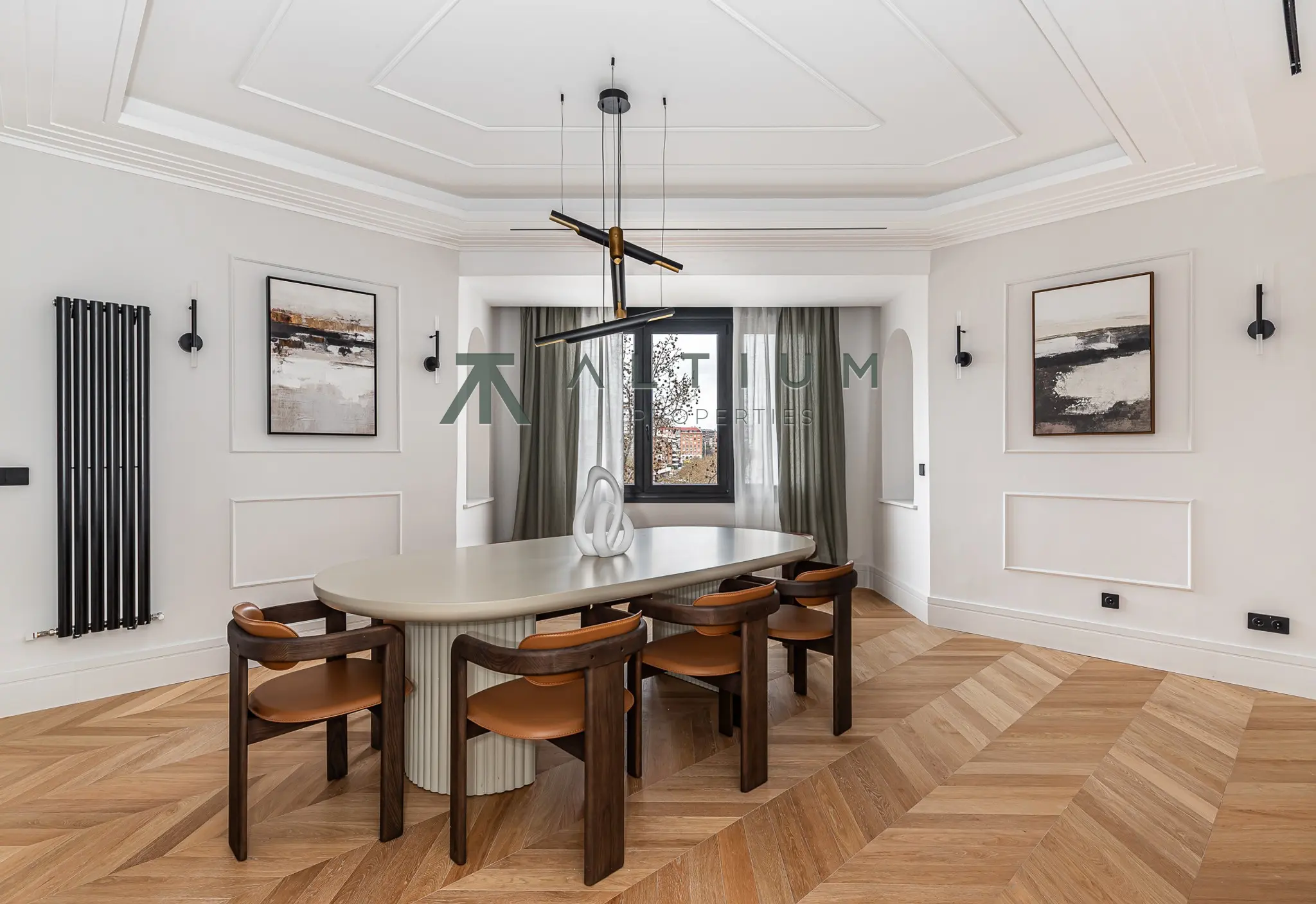 A 77 sqm living area within a grand Castellana residence
