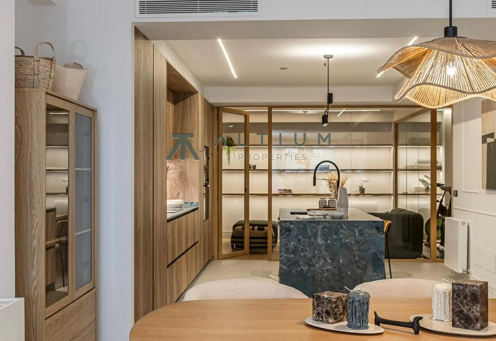Gimnasio, sauna y cine privado en una residencia única