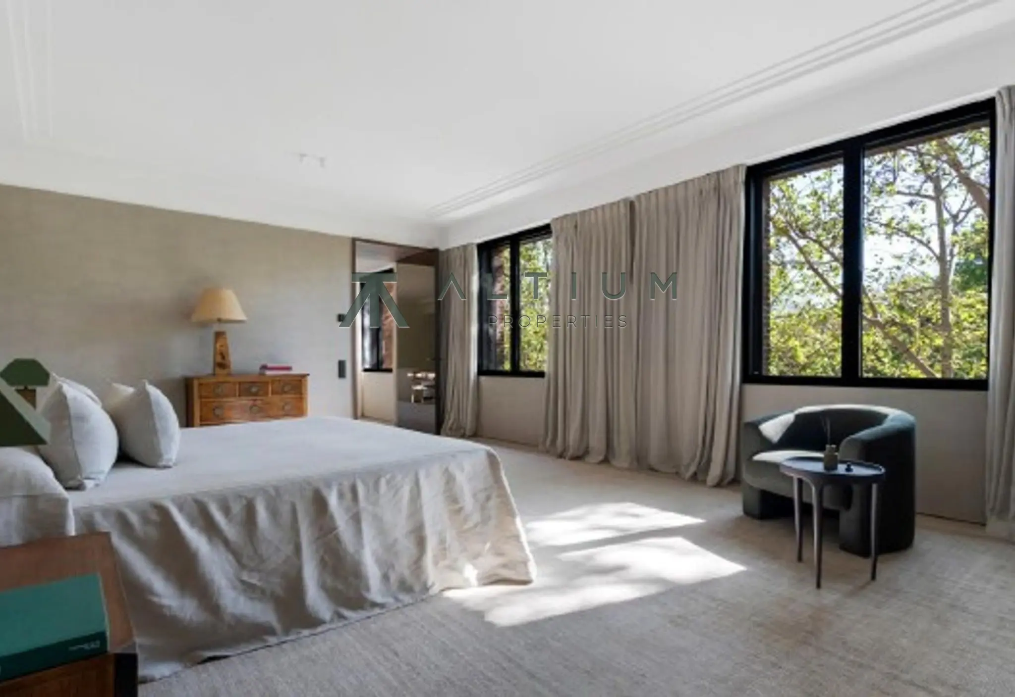 Interior en Jerónimos — Residencia de 381 m² junto al Retiro con escala señorial (7 de 11)