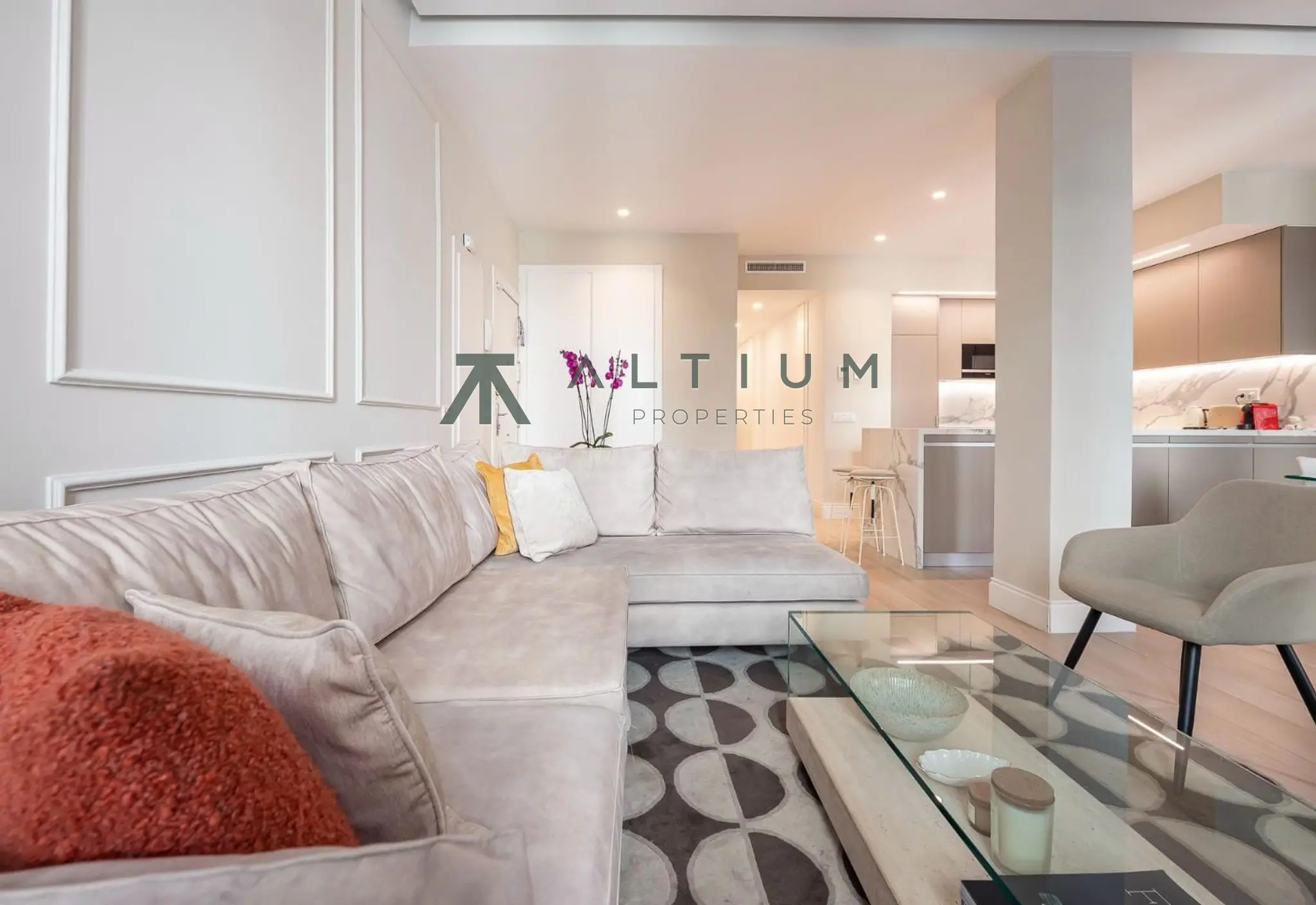 Interior en Recoletos — Confort contemporáneo en pleno Recoletos (5 de 36)