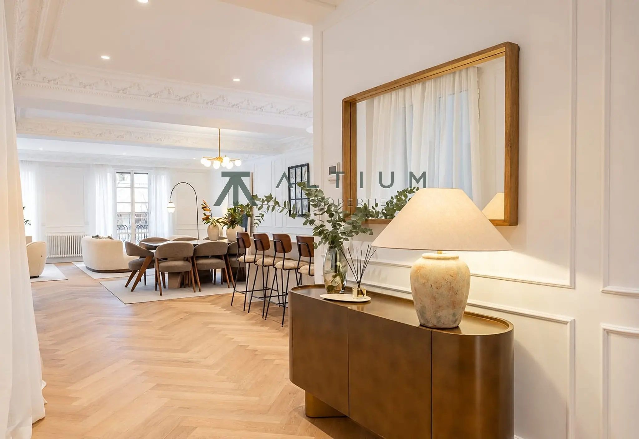 Cuatro suites y una casa pensada desde la privacidad