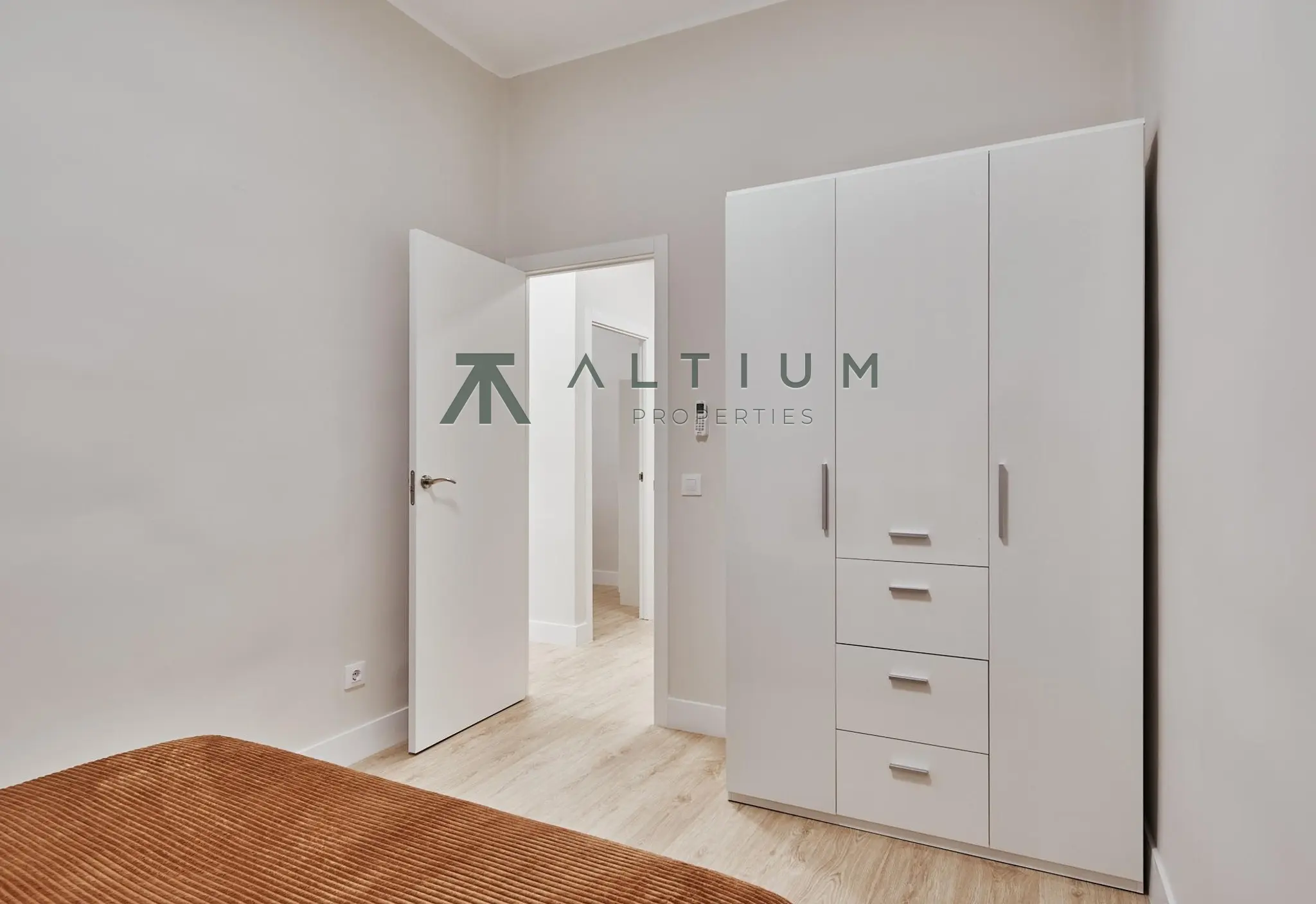 44 m² convertidos en una vivienda de dos dormitorios en Goya