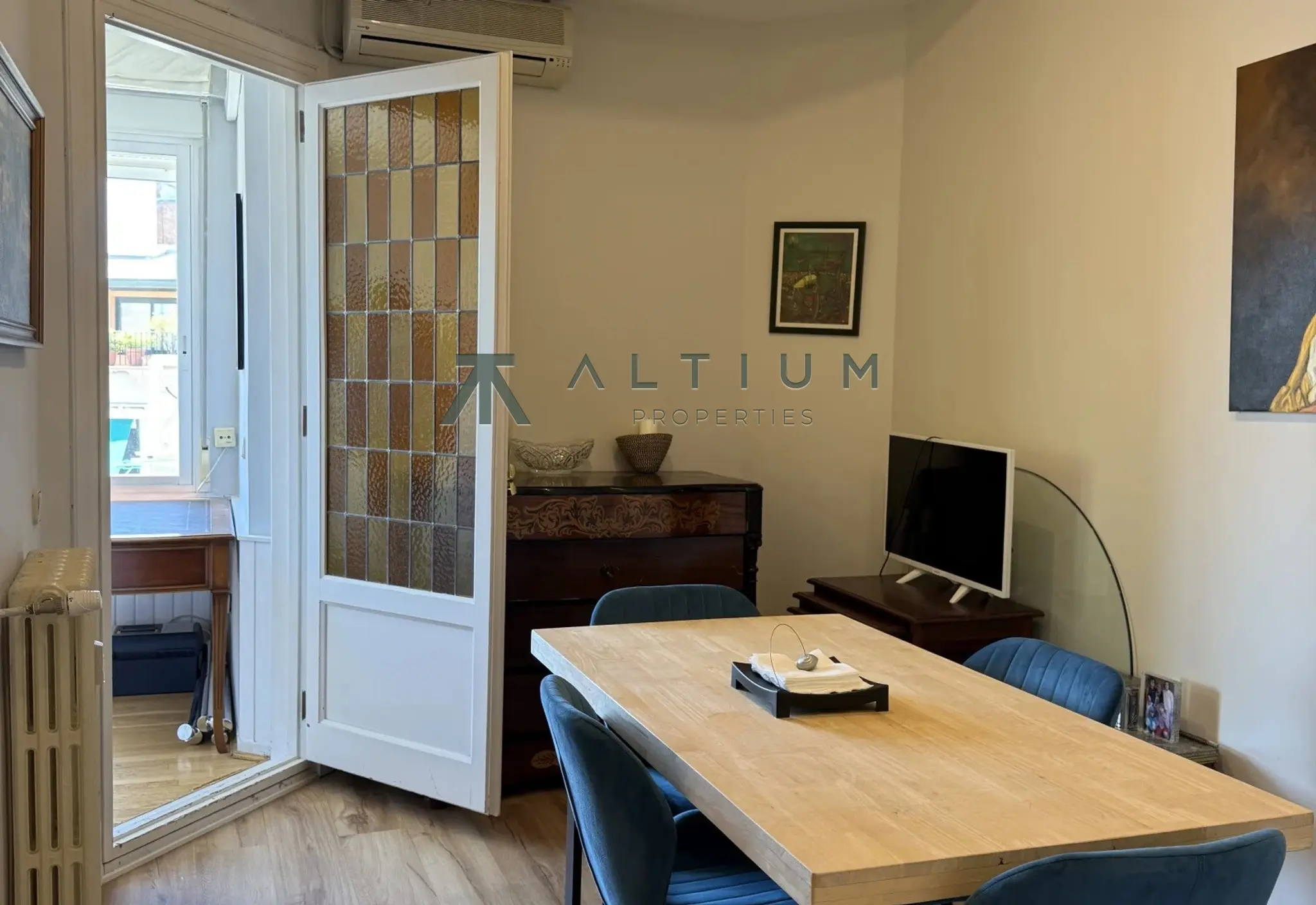 Cuatro balcones y 302 m² sobre los tejados de Chamberí