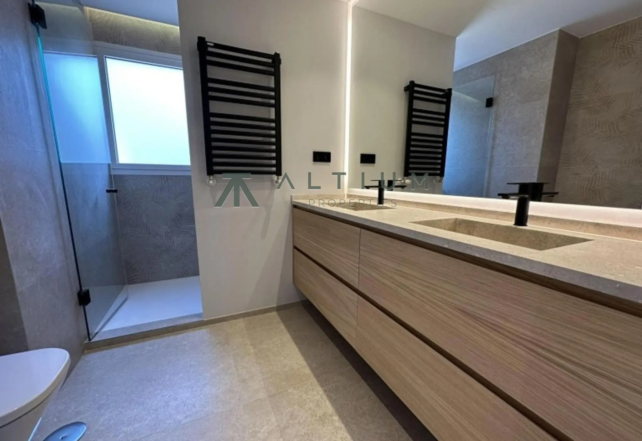 Interior en Guindalera — Reforma contemporánea para una gran vida familiar en Guindalera (13 de 16)