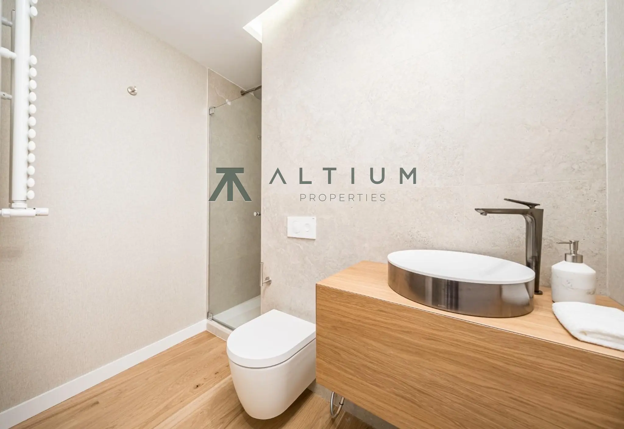 Tres suites, terraza y una cuarta estancia flexible en Almagro