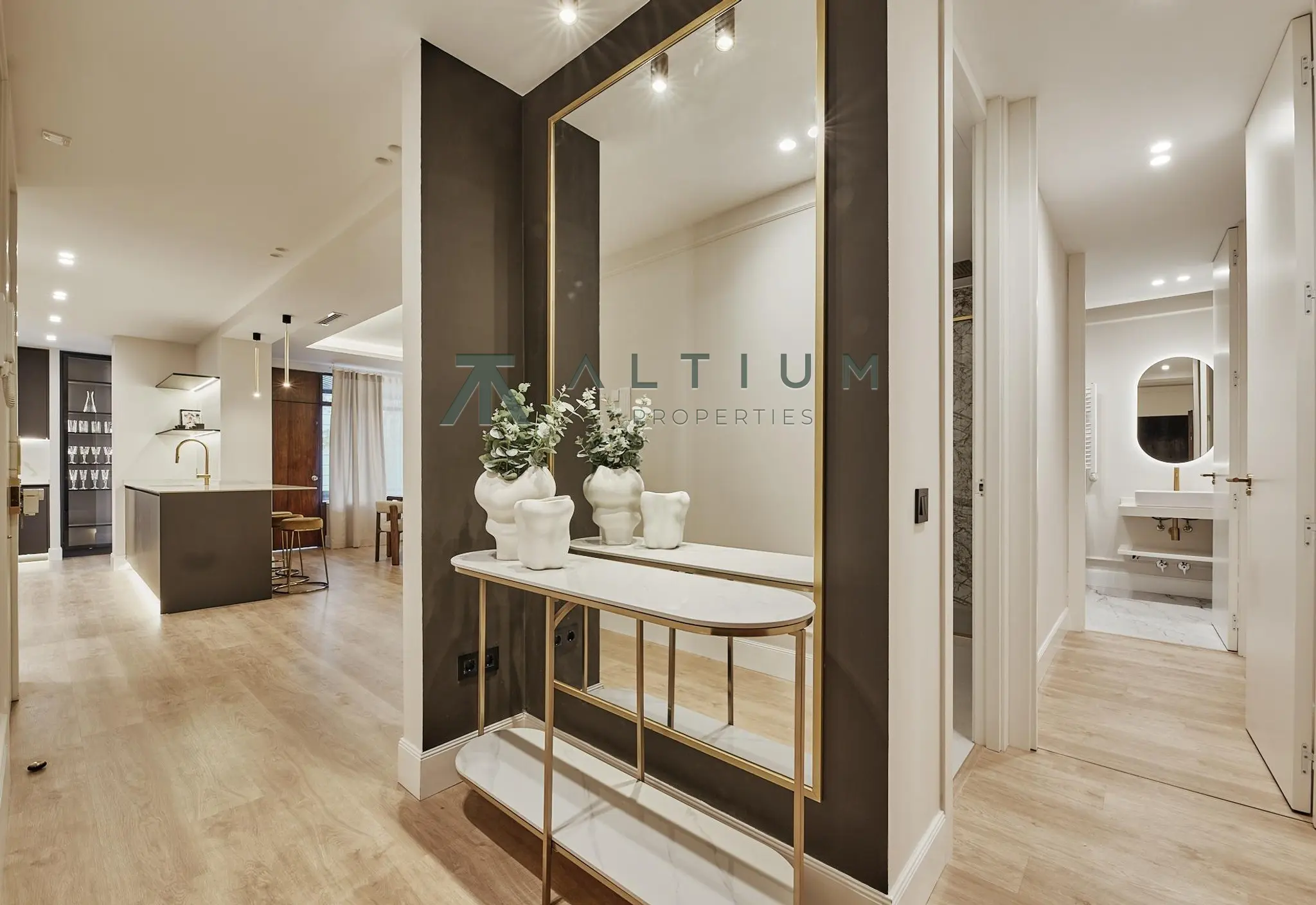 Three bedrooms and a terrace in Castellana
