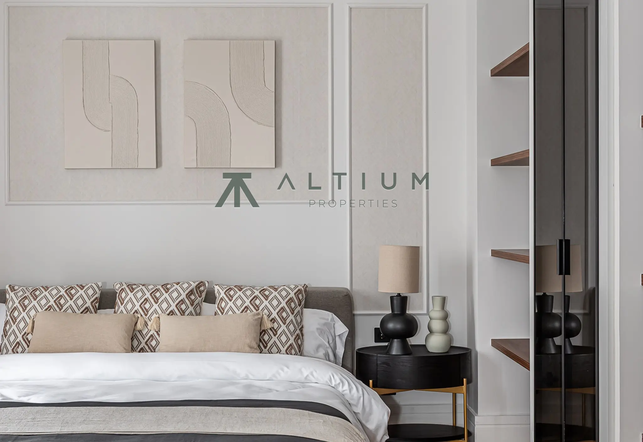 A 77 sqm living area within a grand Castellana residence
