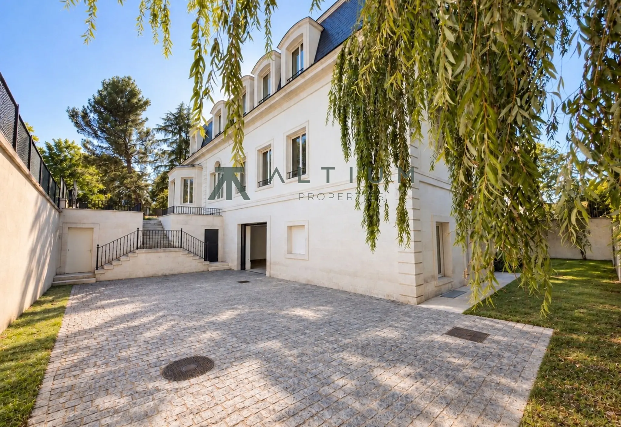La elegancia de un château francés reinterpretada en Madrid