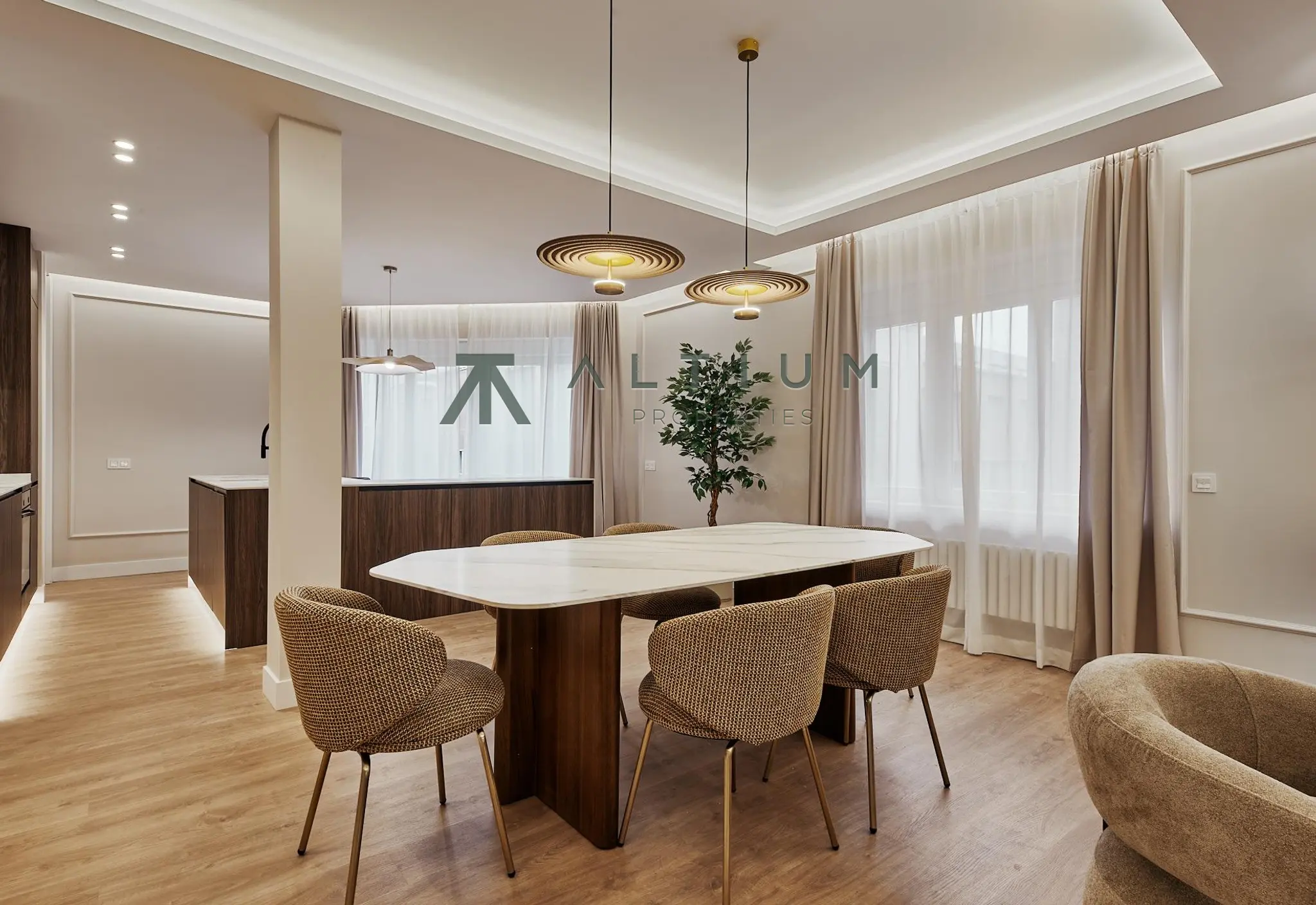 Interior en Ibiza — Orientación suroeste y confort junto al Retiro (10 de 34)