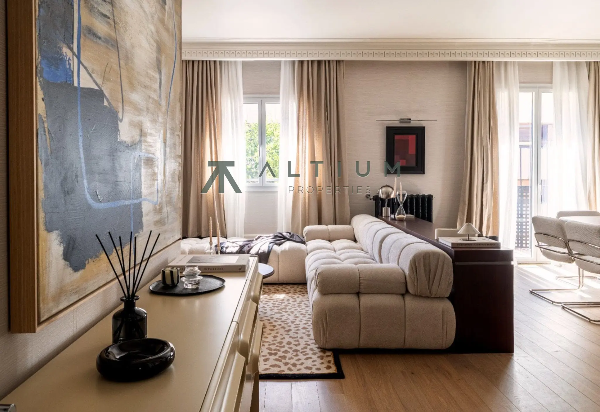 A bright seventh-floor home in Castellana