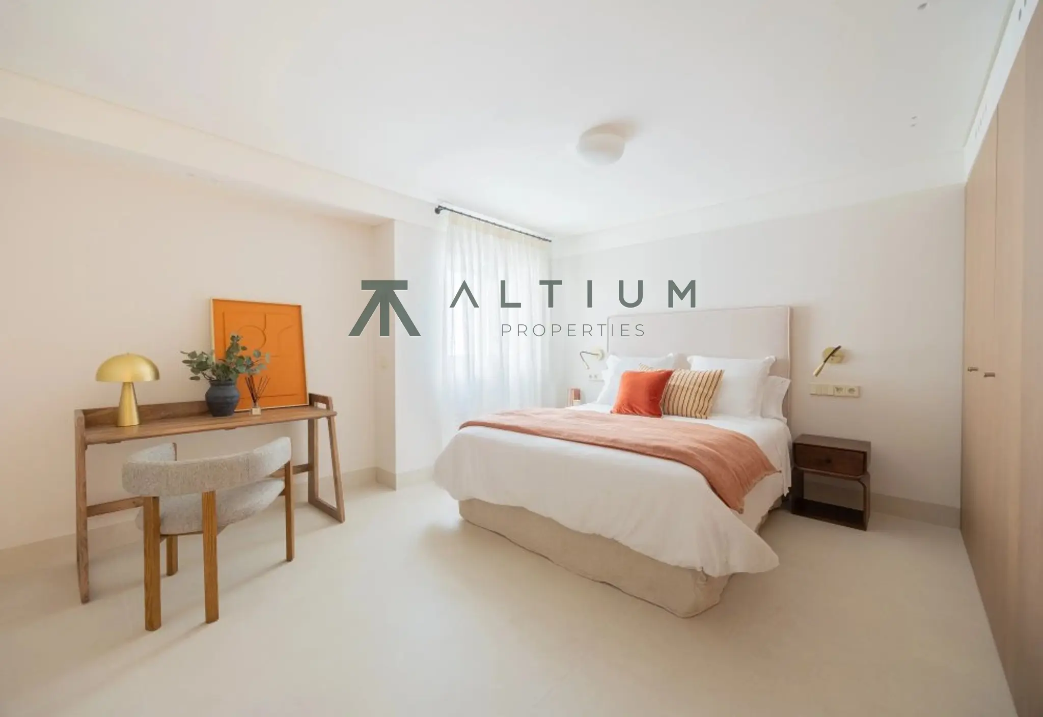 Una casa de tres dormitorios con proporciones de gran residencia