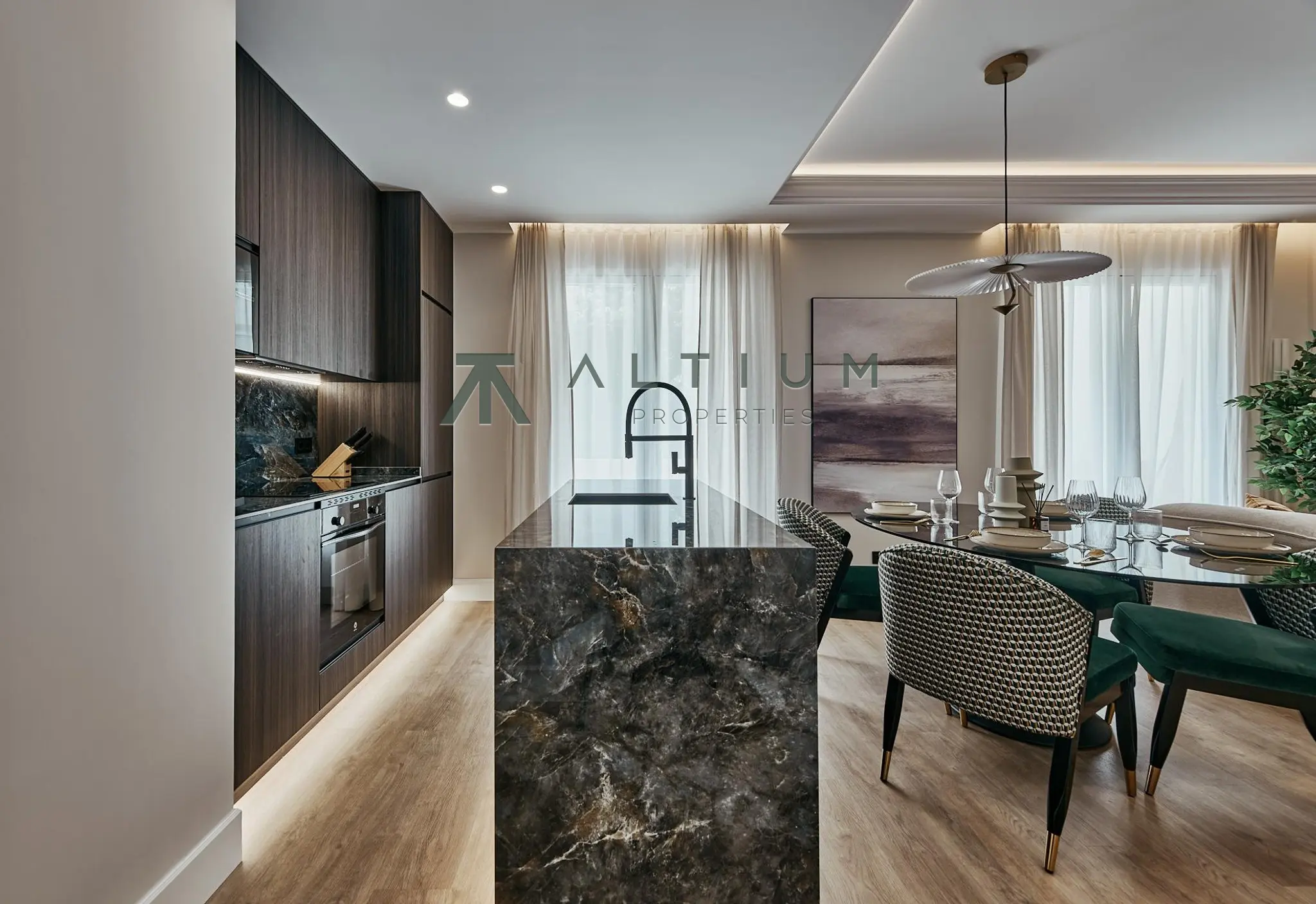 A third-floor home away from the noise