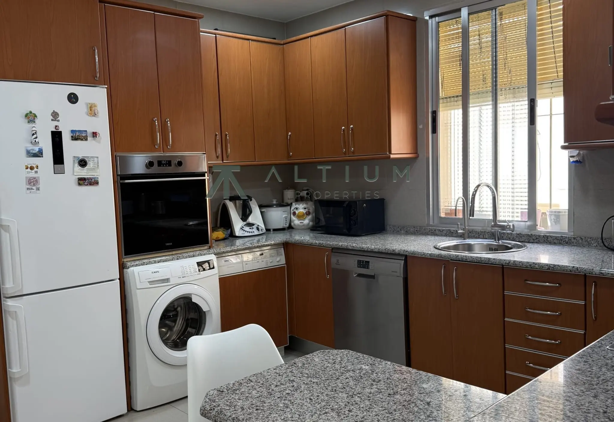 Cuatro balcones y 302 m² sobre los tejados de Chamberí