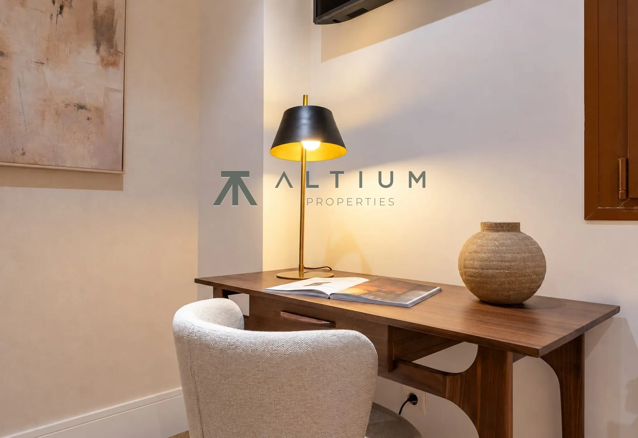 Tres suites, cocina flexible y dos plazas de garaje en Castellana