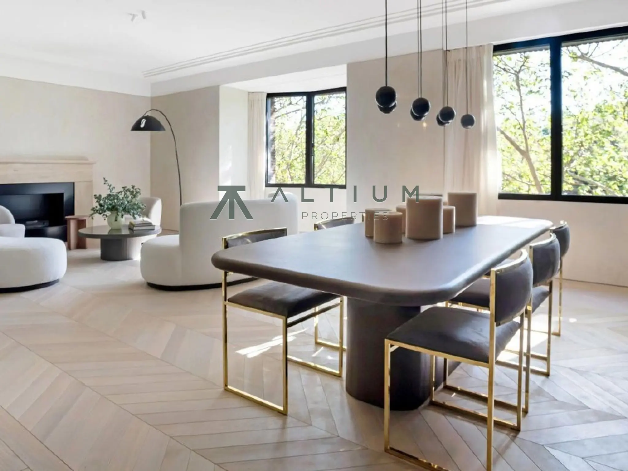 Piso de 4 dormitorios y 381 m2 en Retiro - Jerónimos en venta — Residencia de 381 m² junto al Retiro con escala señorial