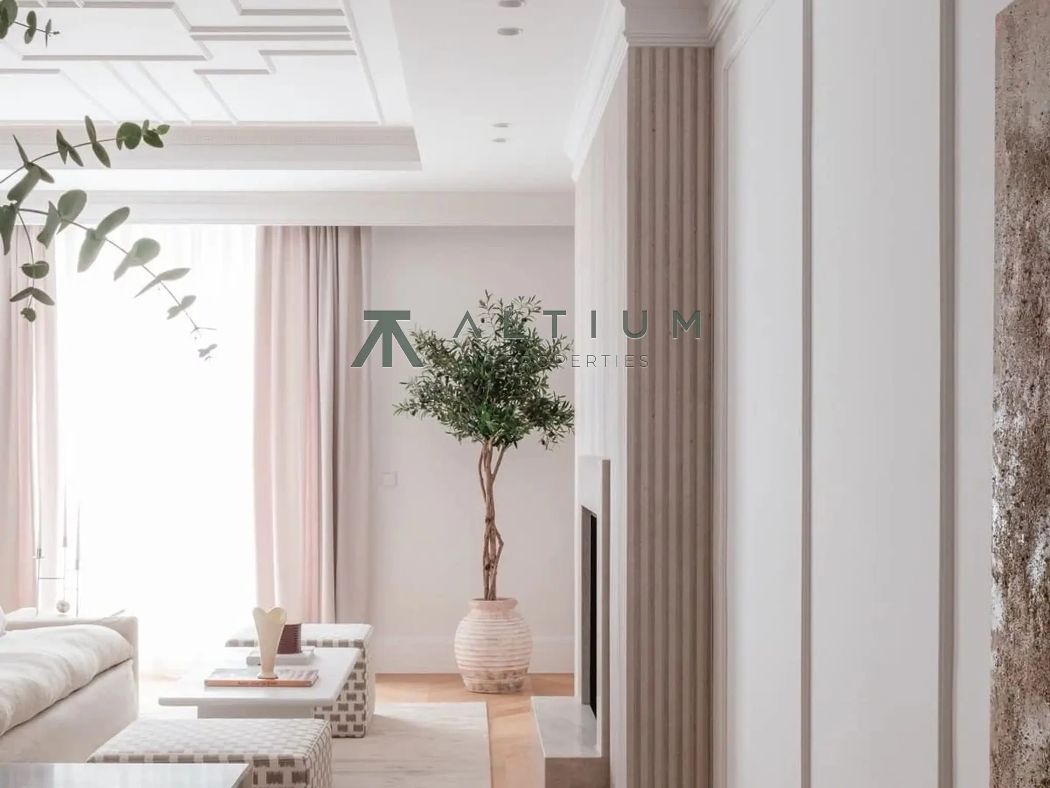 Una vivienda exterior de gran formato en finca señorial