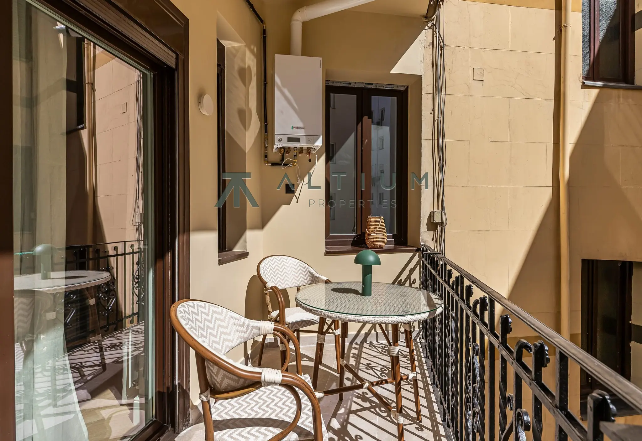 Interior en Lista — Luz en cuatro orientaciones y terraza privada en Lista (3 de 41)