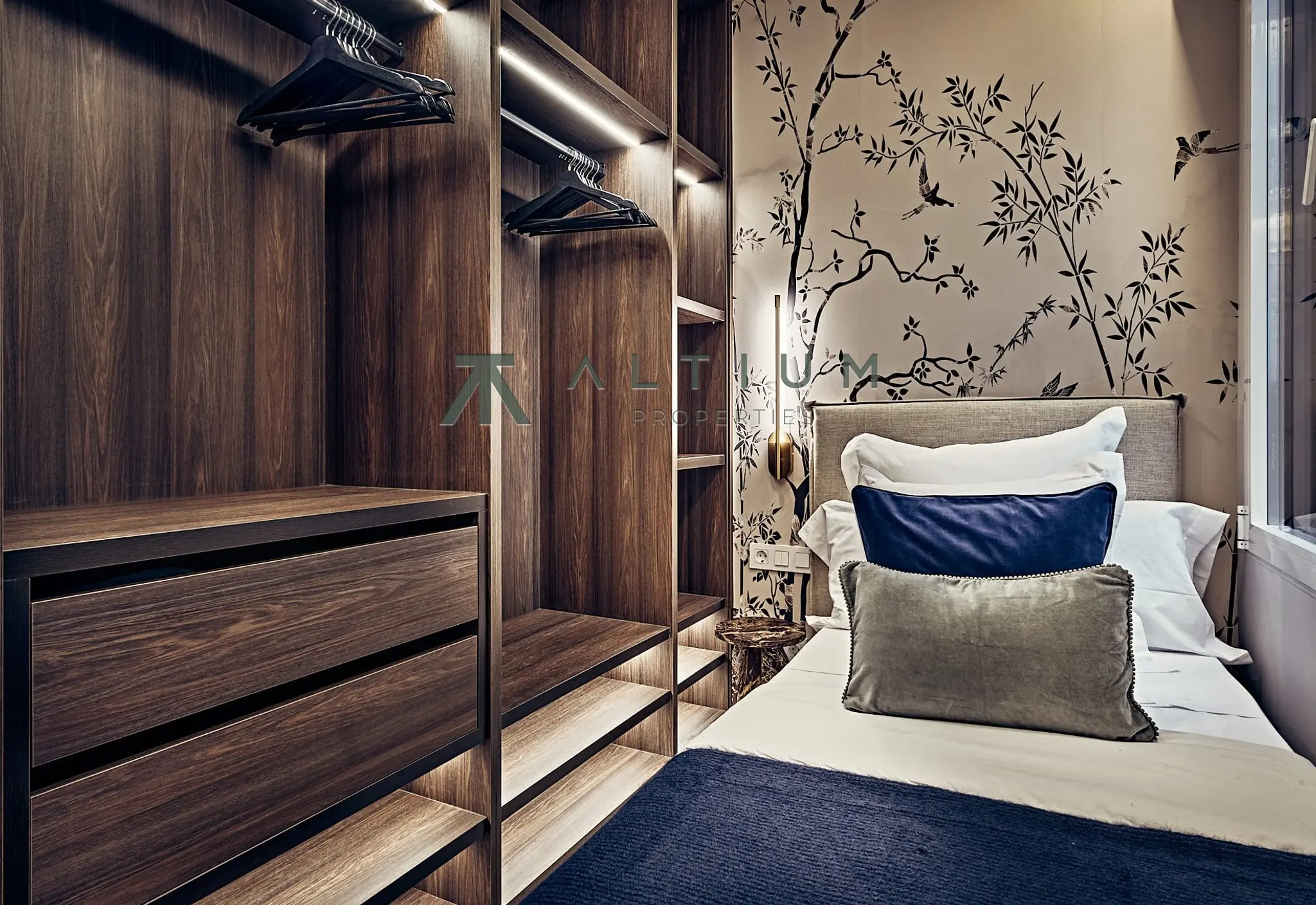 A renovated home in the heart of Argüelles