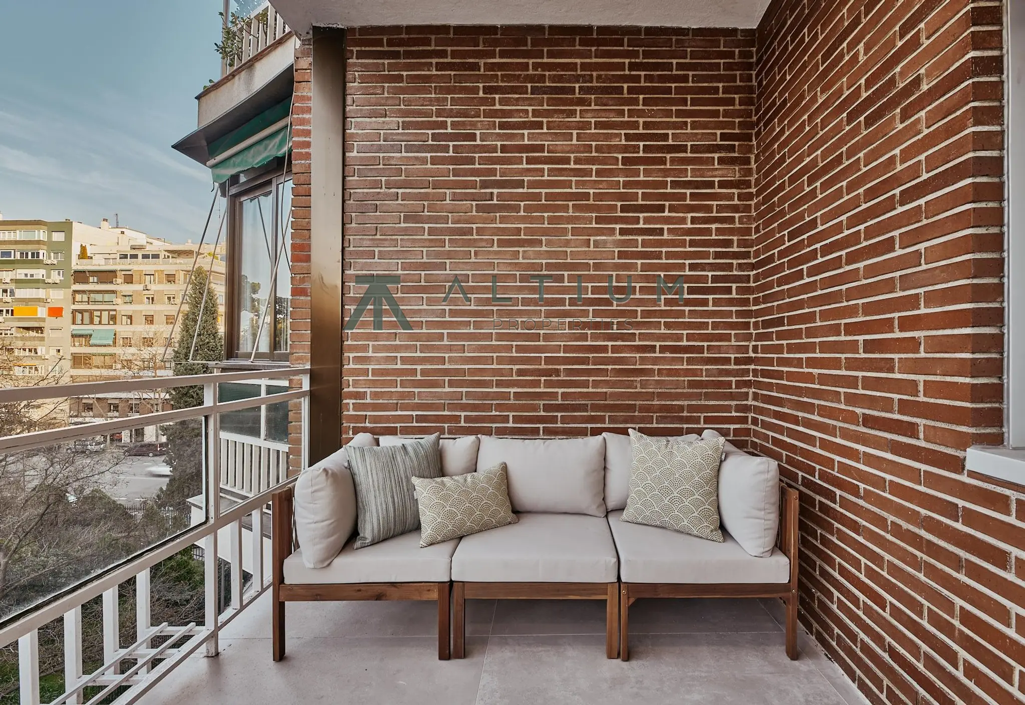 Interior en Jerónimos — Terraza y garaje en 180 m² junto al Retiro (37 de 37)