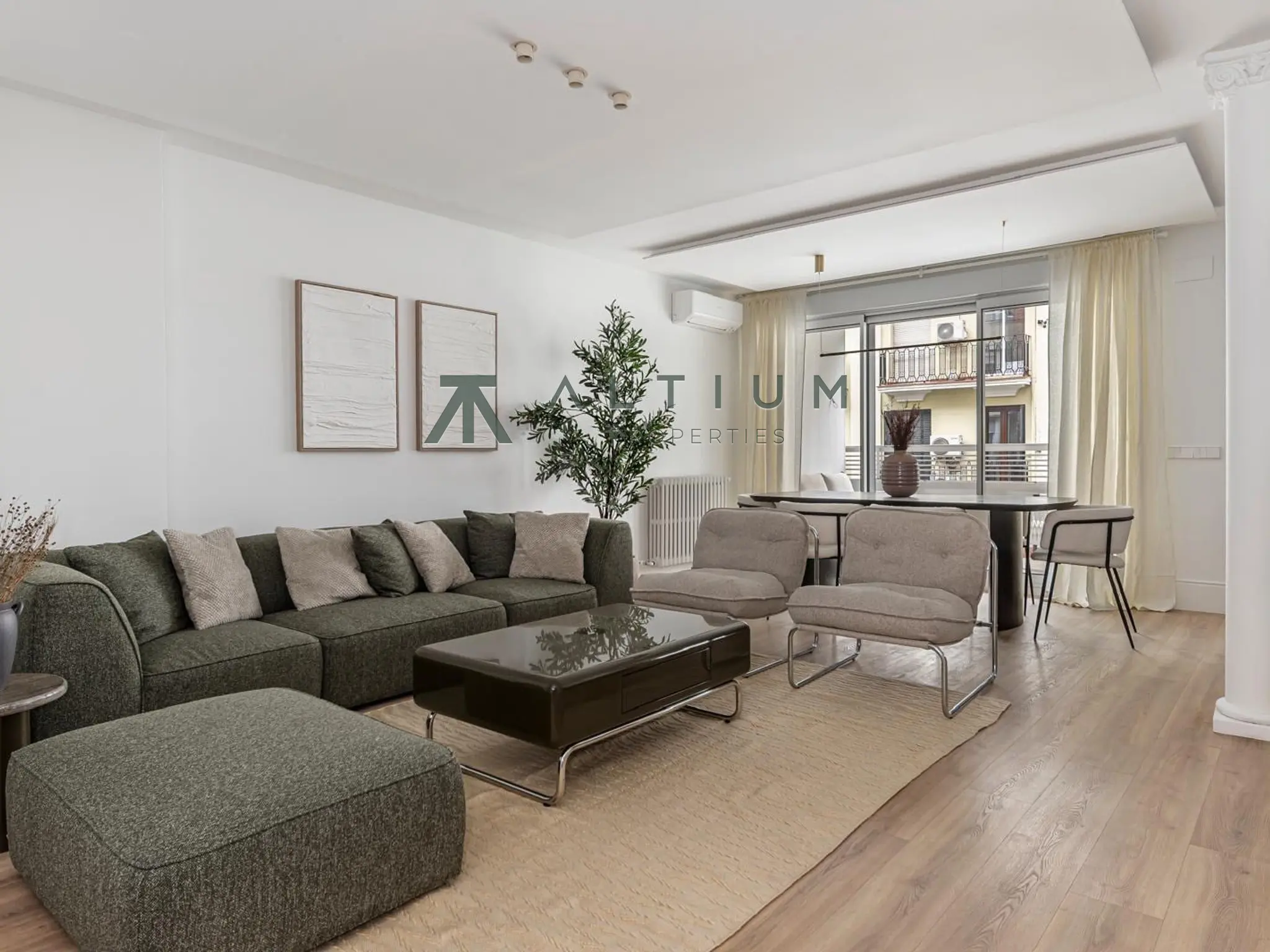 194 m² con tres suites y espacios exteriores