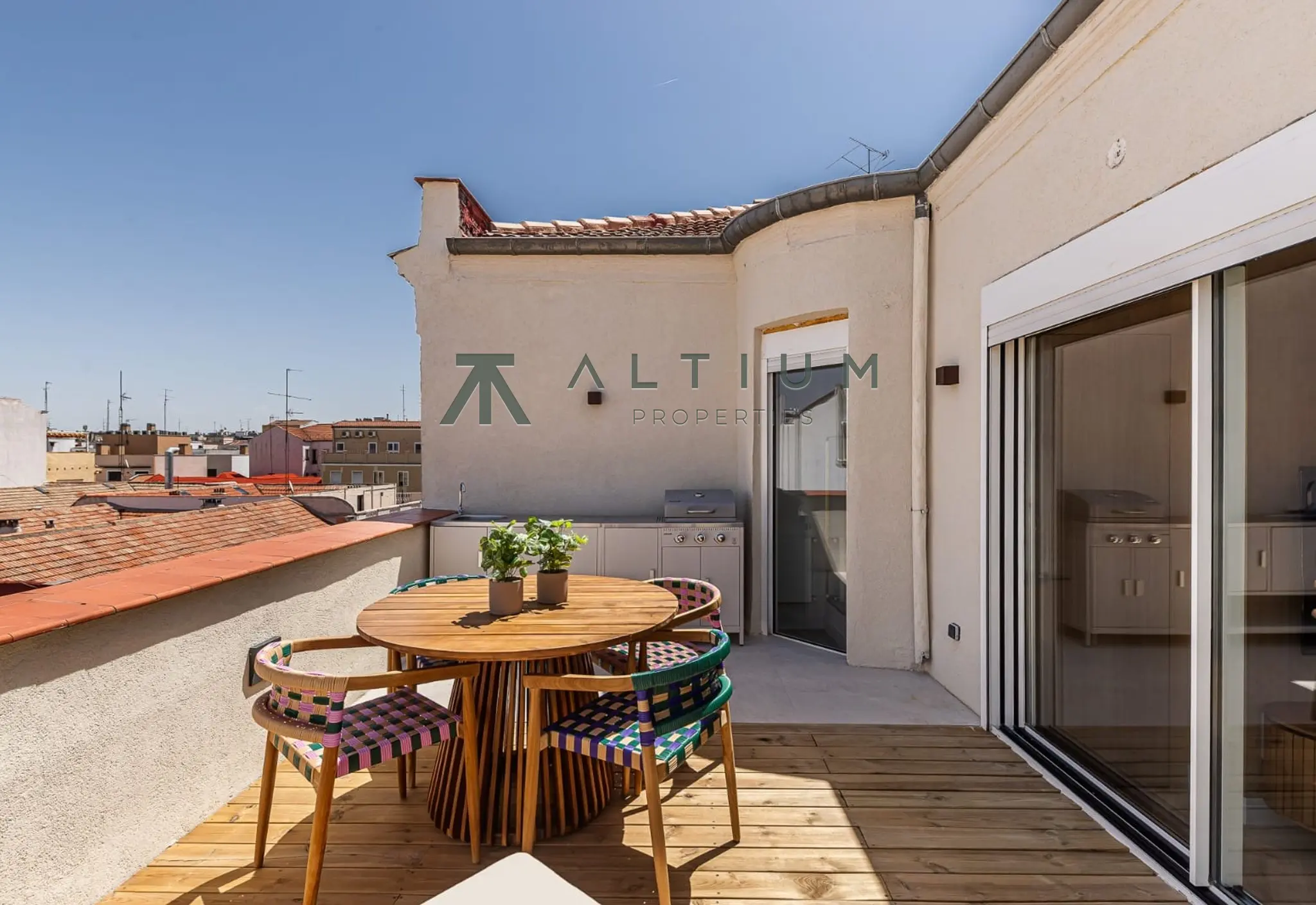 Ático con terraza privada en Chamberí