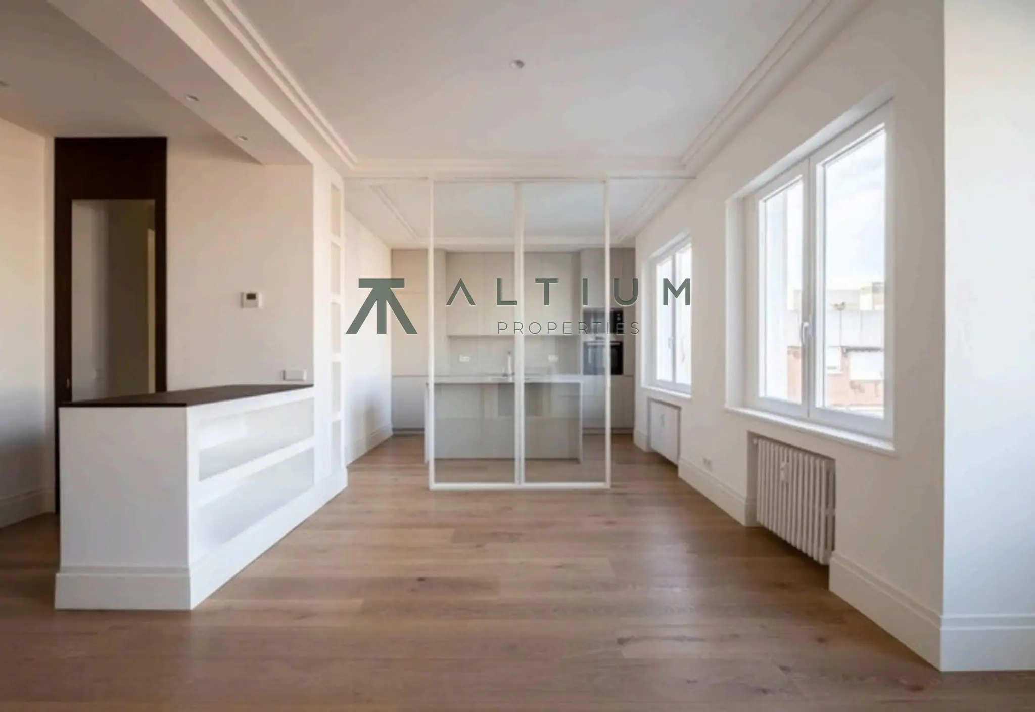 Piso de 3 dormitorios y 131 m2 en Chamberí - Ríos Rosas en venta — Vida urbana y calma residencial en Chamberí