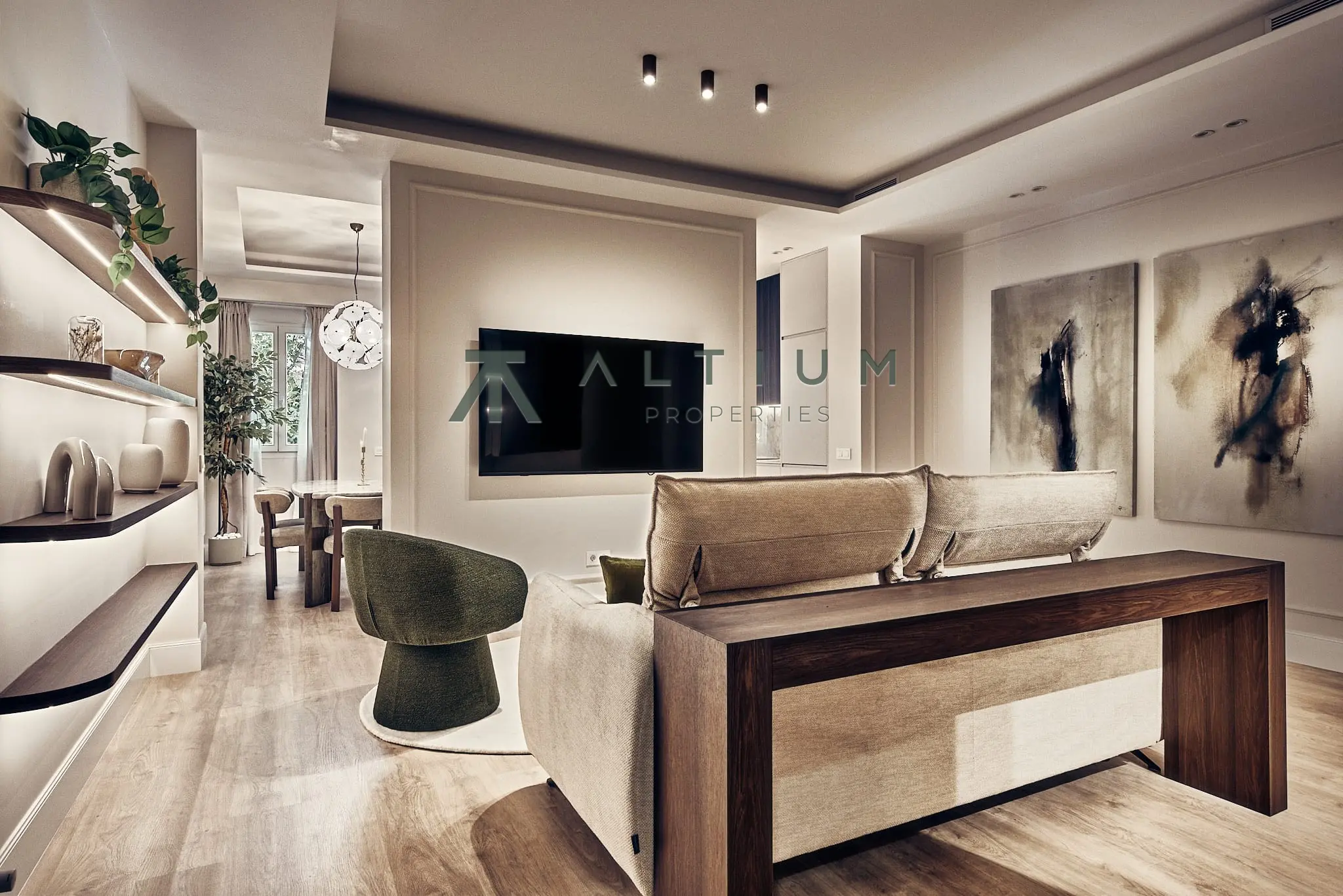 A renovated home in the heart of Argüelles