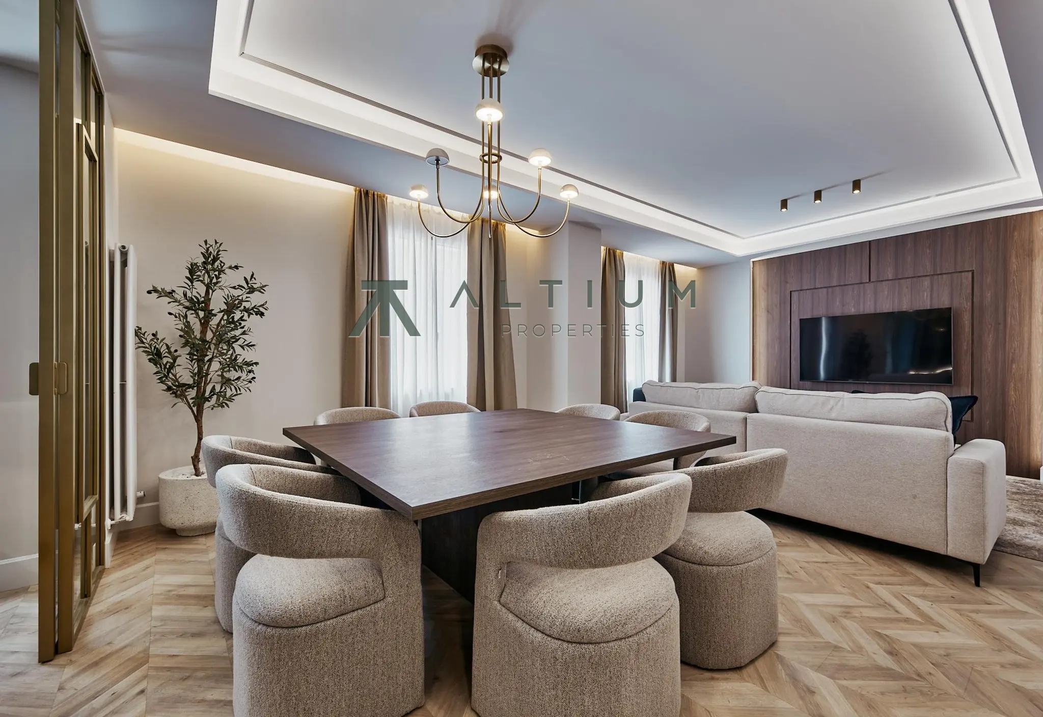 Piso de 3 dormitorios y 215 m2 en Barrio de Salamanca - Lista en venta — Amplitud interior y confort privado en Lista