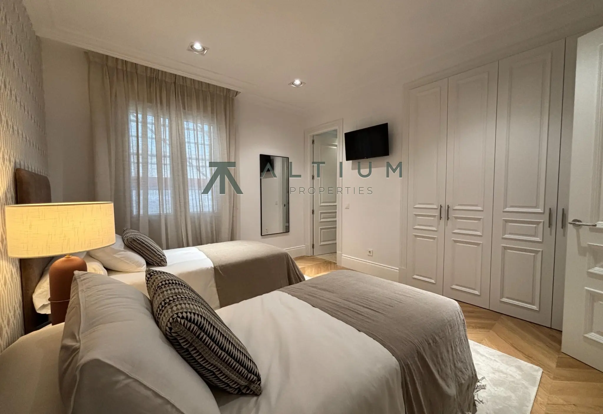 Once ventanas y cinco suites en una sexta planta de Goya