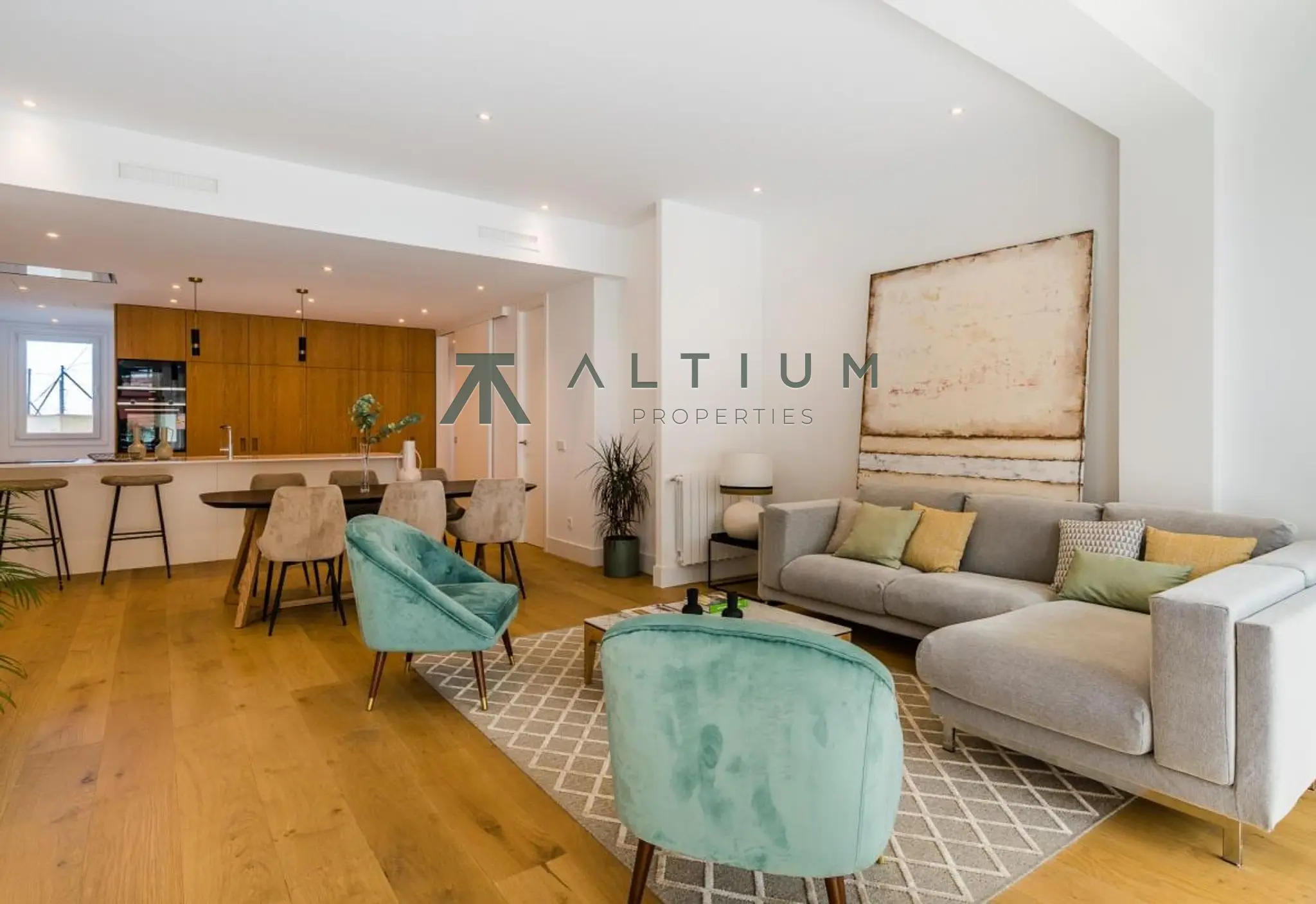 Sexta planta, luz y tres suites en Lista