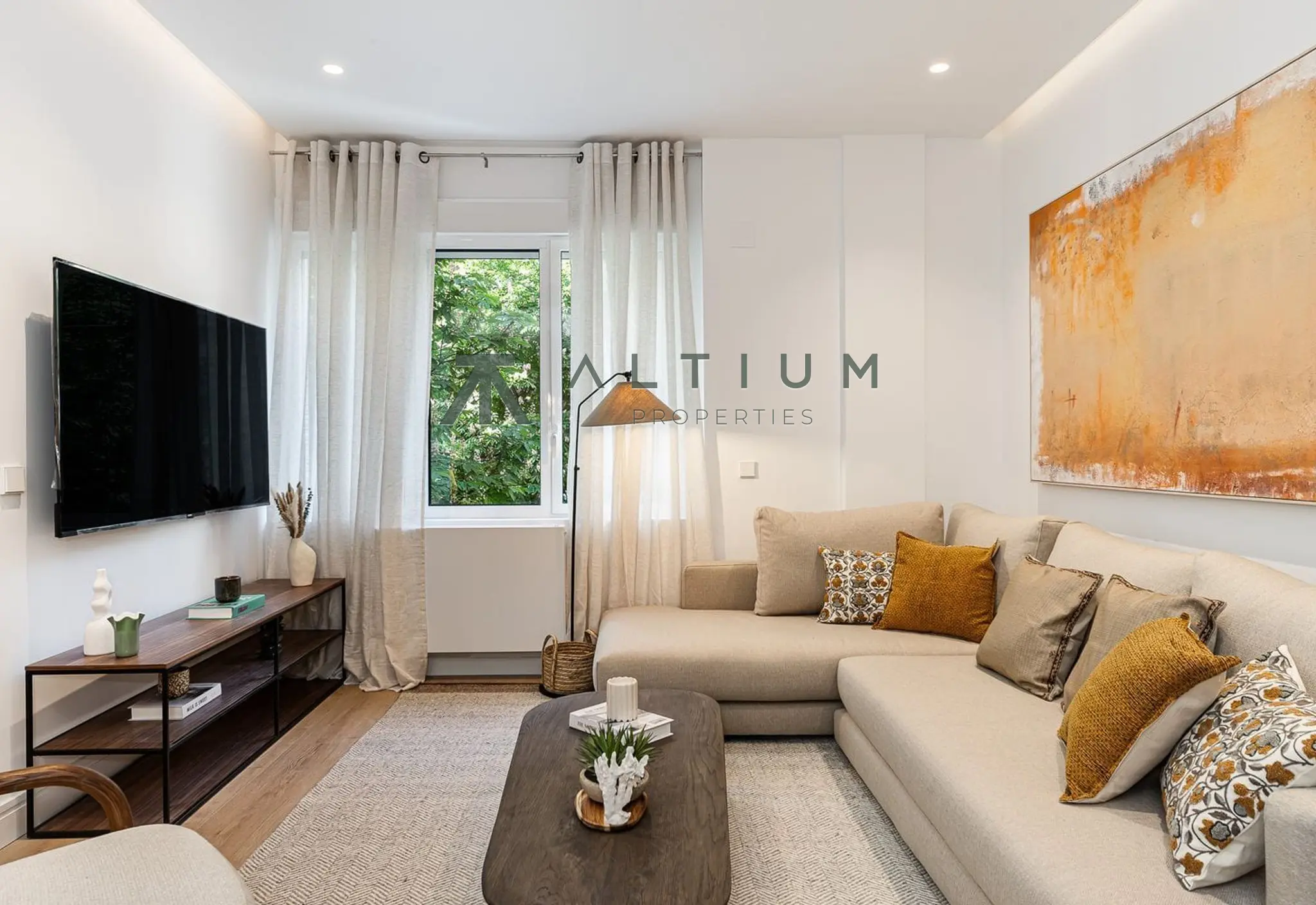 Interior en Arapiles — Espacios abiertos y vida residencial en Chamberí (4 de 17)
