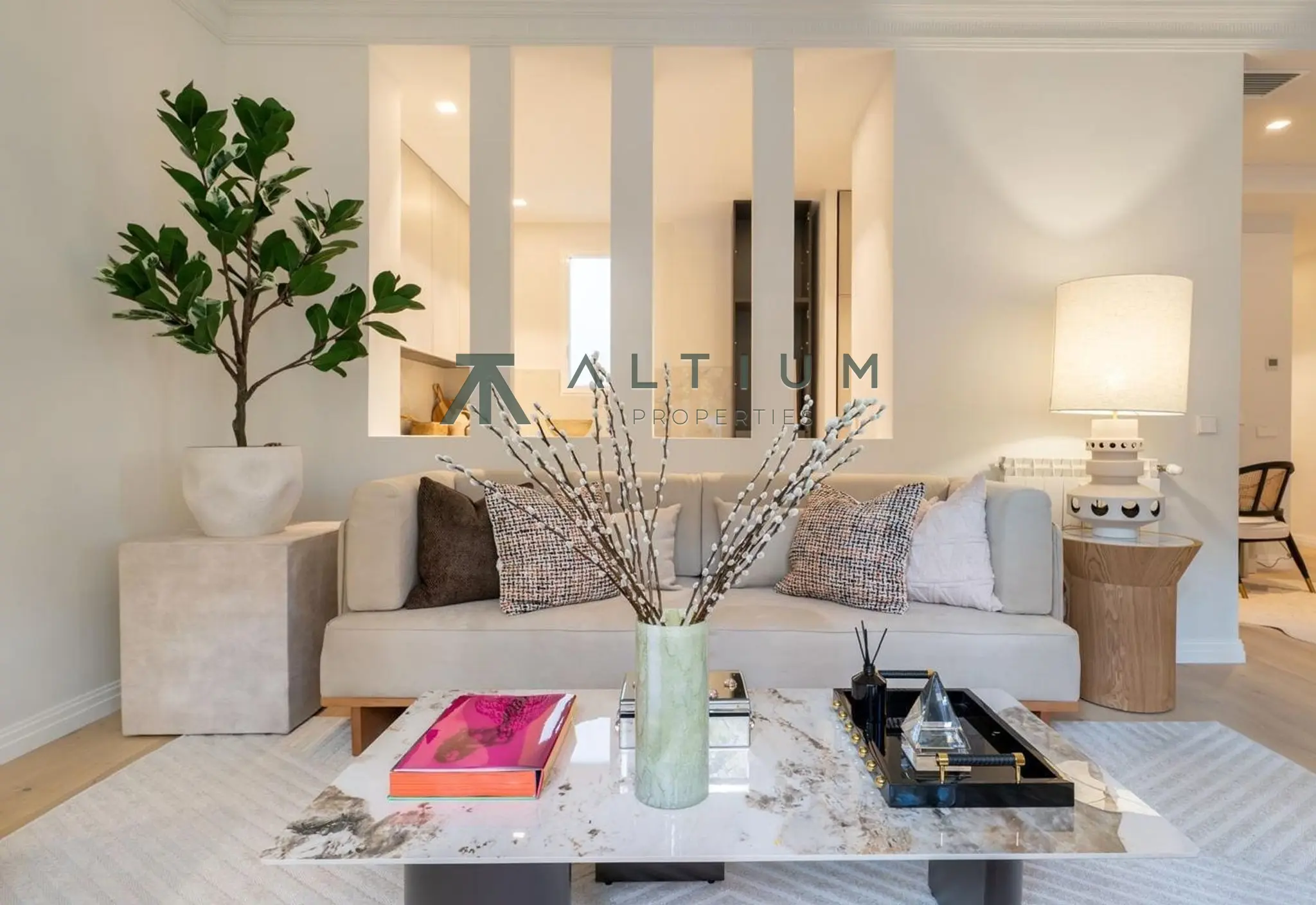 Interior en Almagro — Reforma cálida y elegancia discreta en Almagro (5 de 18)