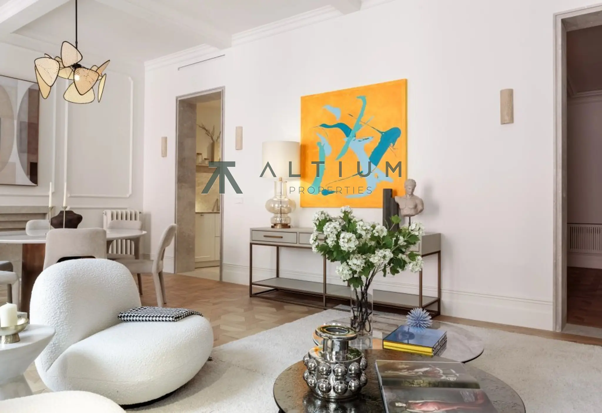 Arquitectura de 1900 reinterpretada con piedra y roble