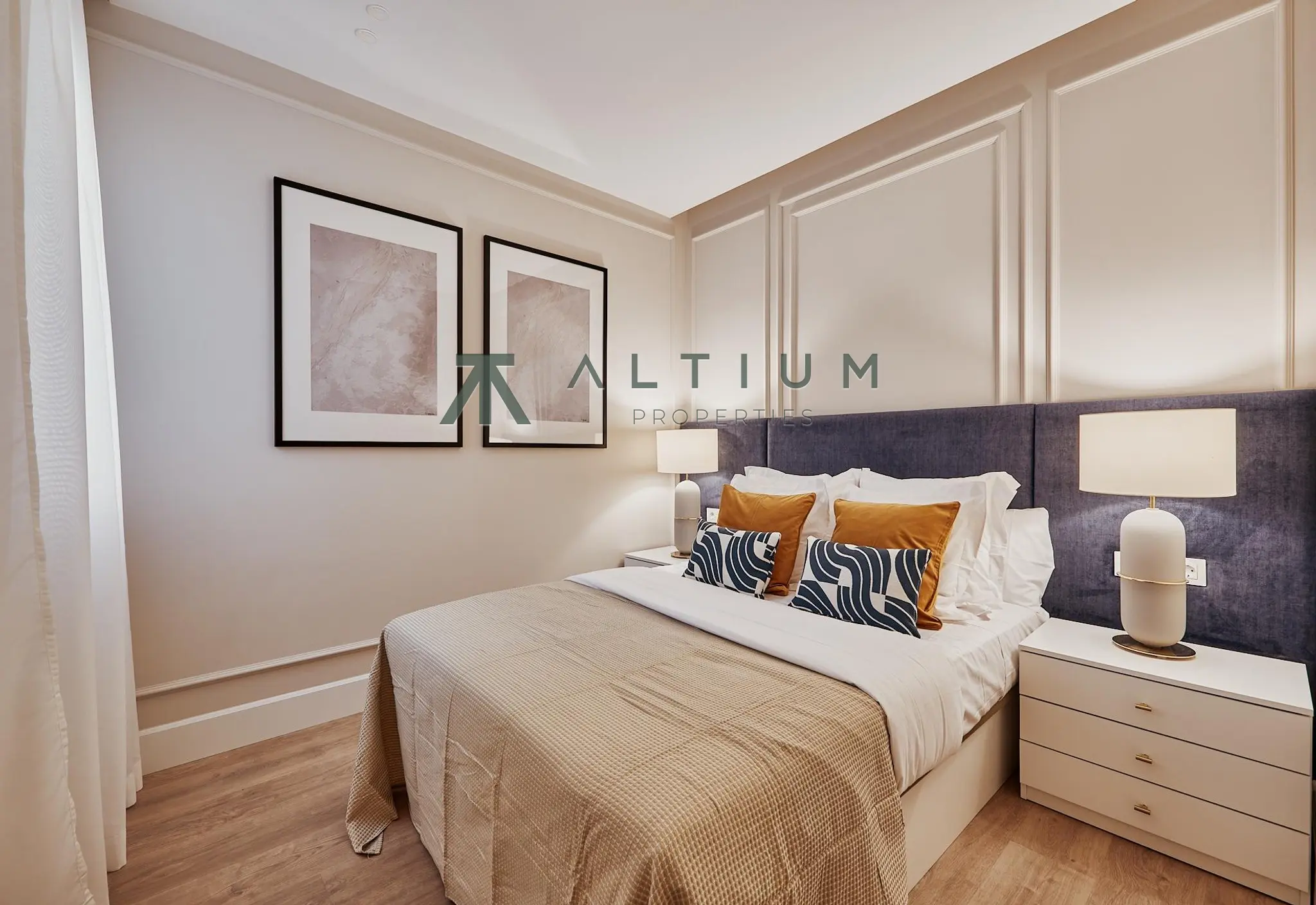 Interior en Palacio — Ático con terraza privada en el centro de Madrid (17 de 44)
