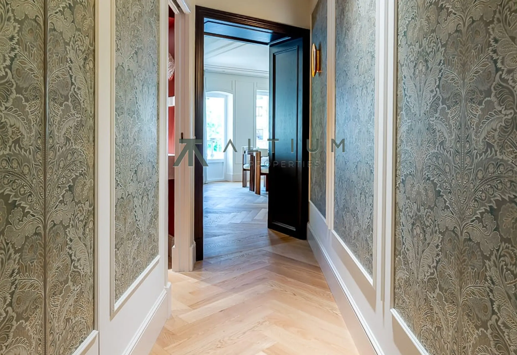 Interior en Goya — Luz sur y equilibrio residencial en Goya (21 de 42)