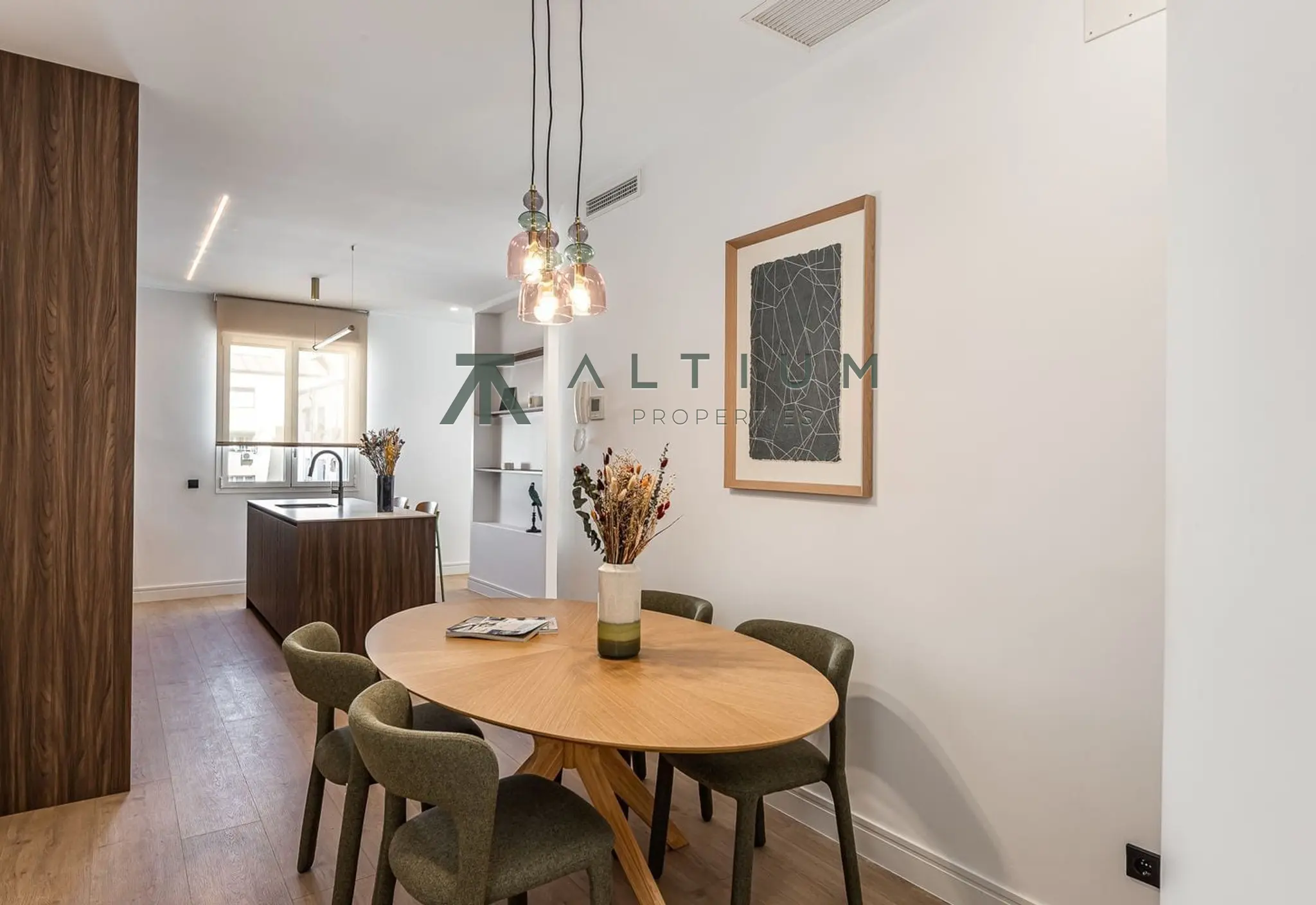 Interior en Ibiza — Ático tranquilo y luminoso junto al Retiro (10 de 23)