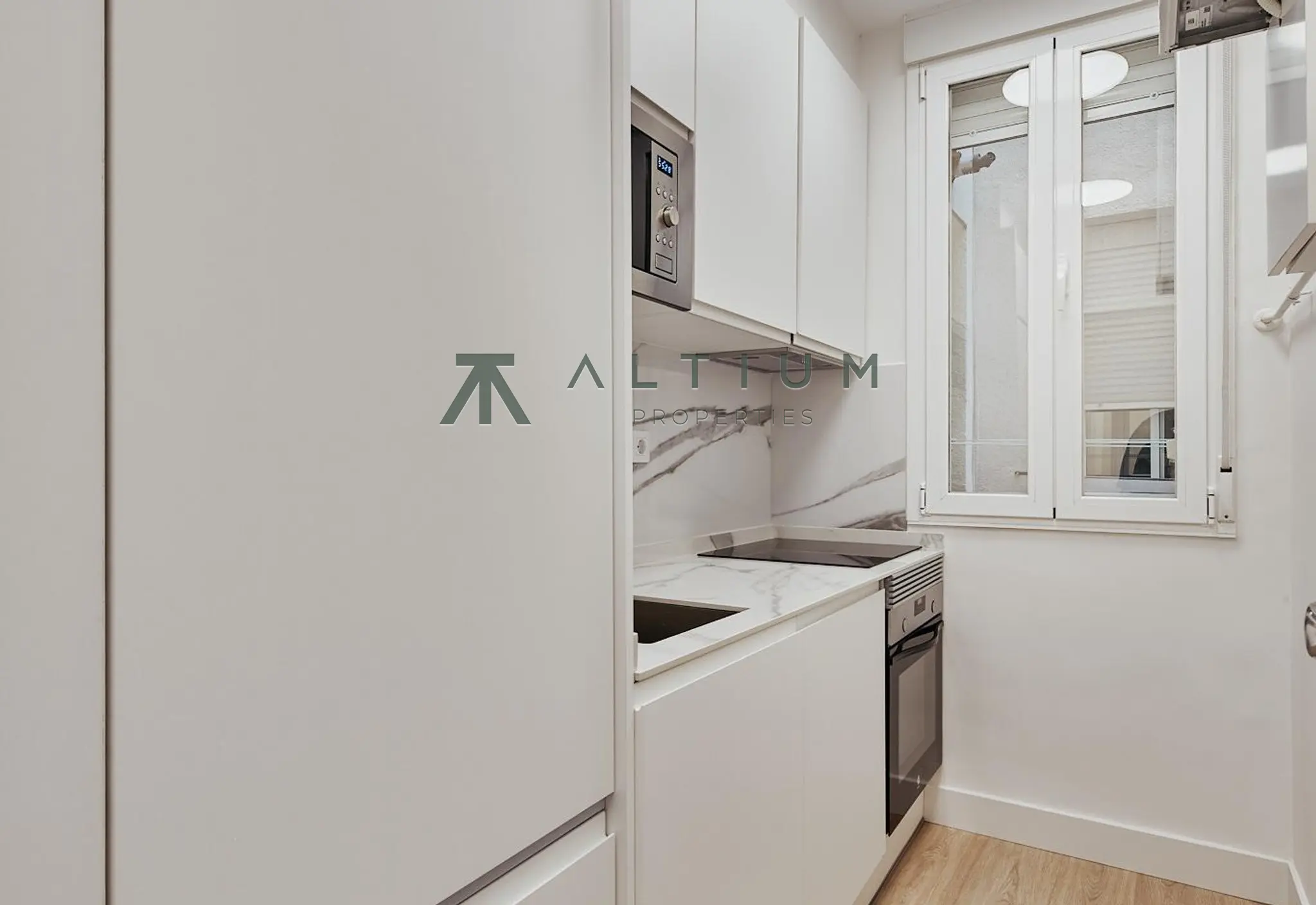 44 m² convertidos en una vivienda de dos dormitorios en Goya