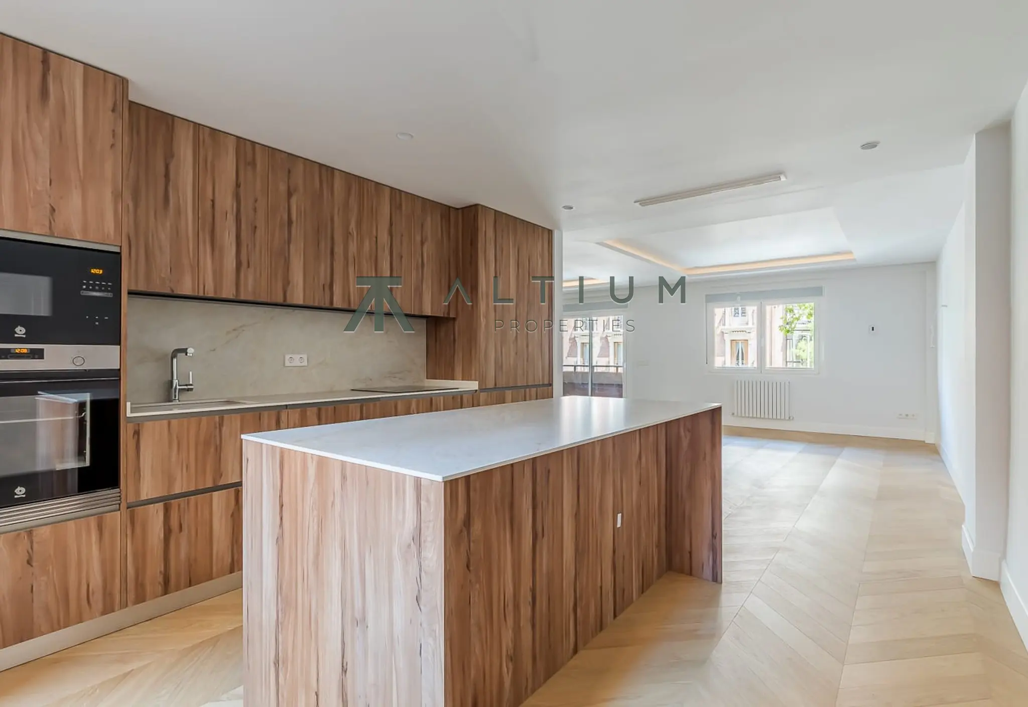 Terraza, garaje y confort contemporáneo en Almagro