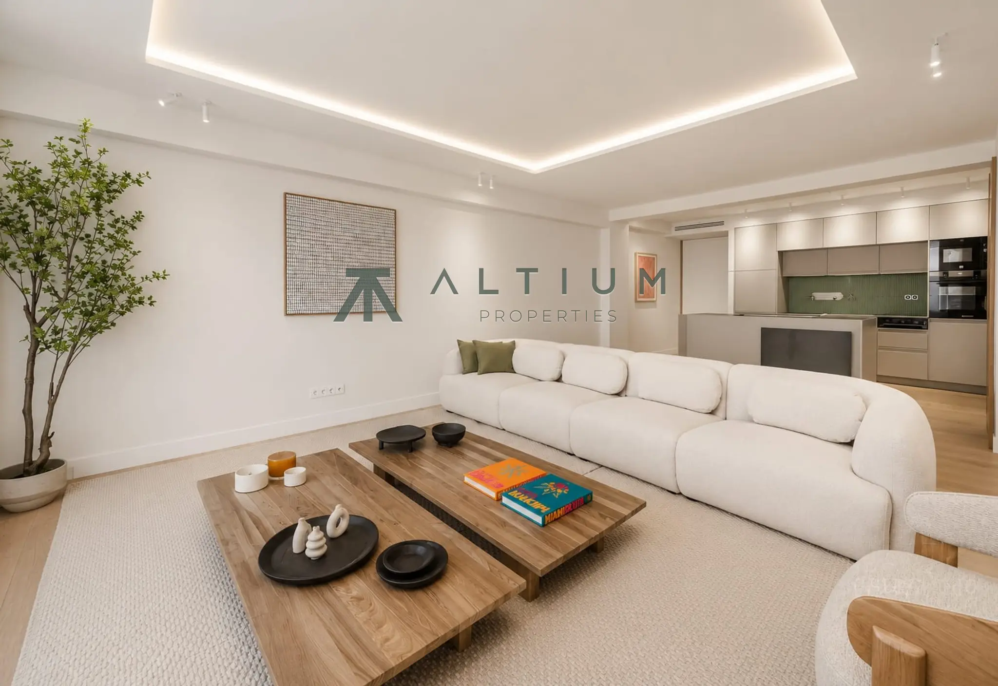 Jardín privado y cuatro suites en una vivienda reformada